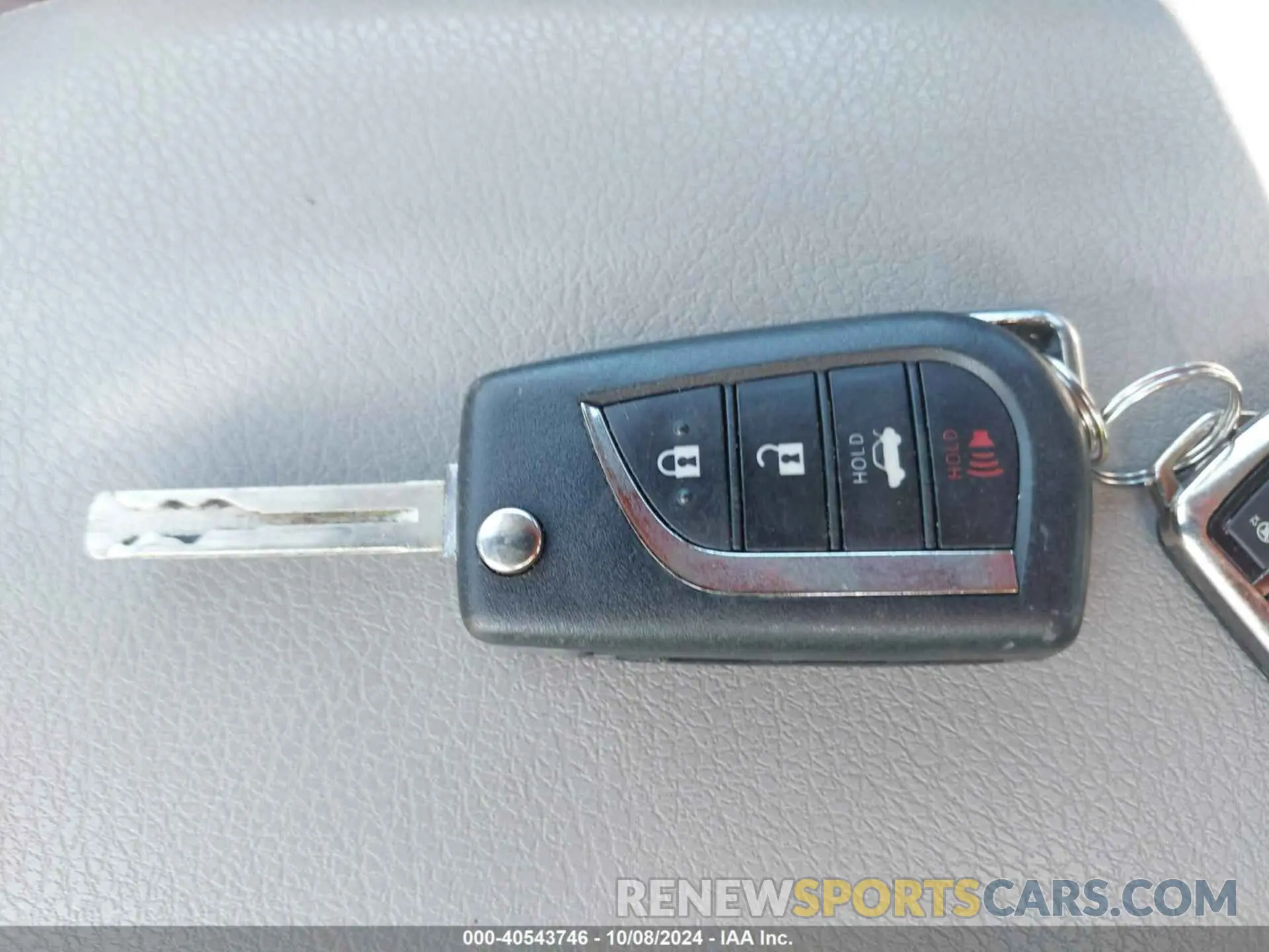 11 Фотография поврежденного автомобиля 4T1B11HK7KU790874 TOYOTA CAMRY 2019