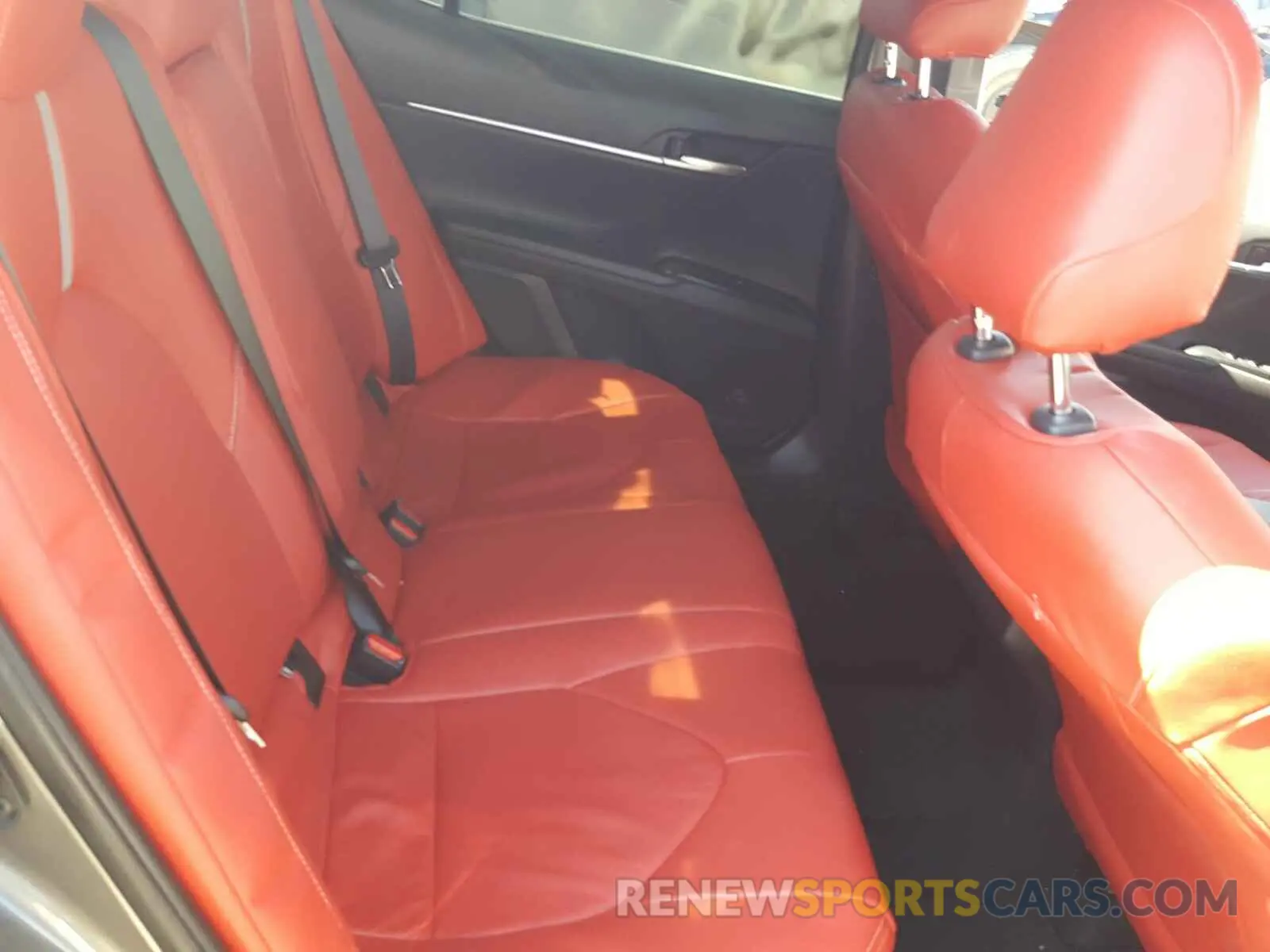 6 Photograph of a damaged car 4T1B11HK7KU791877 TOYOTA CAMRY 2019