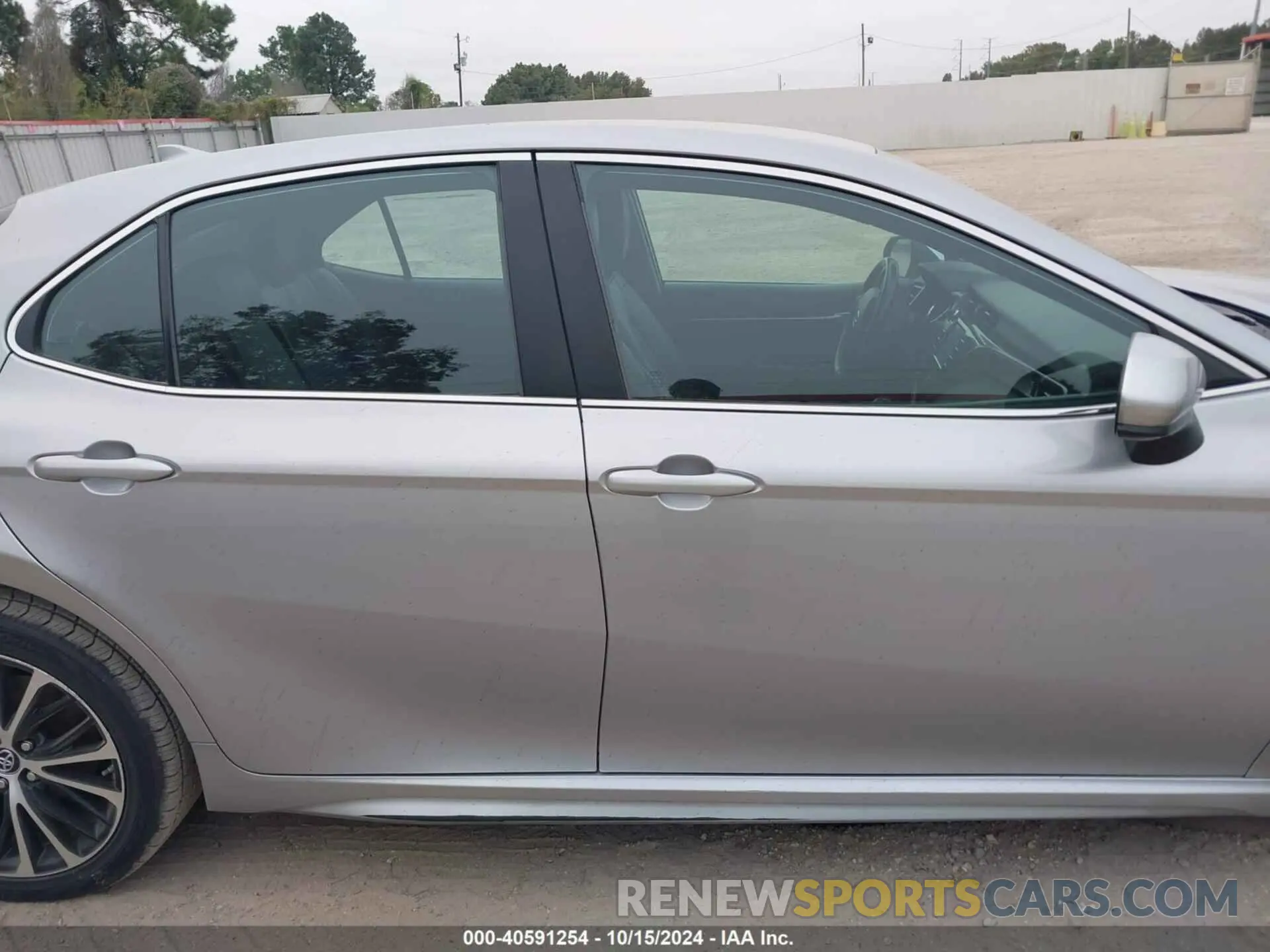 13 Photograph of a damaged car 4T1B11HK7KU791992 TOYOTA CAMRY 2019