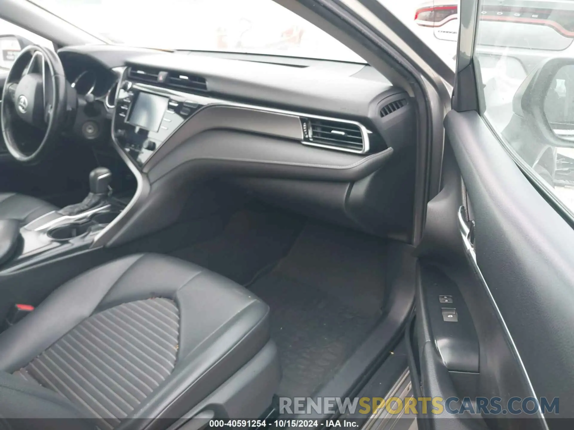 5 Photograph of a damaged car 4T1B11HK7KU791992 TOYOTA CAMRY 2019
