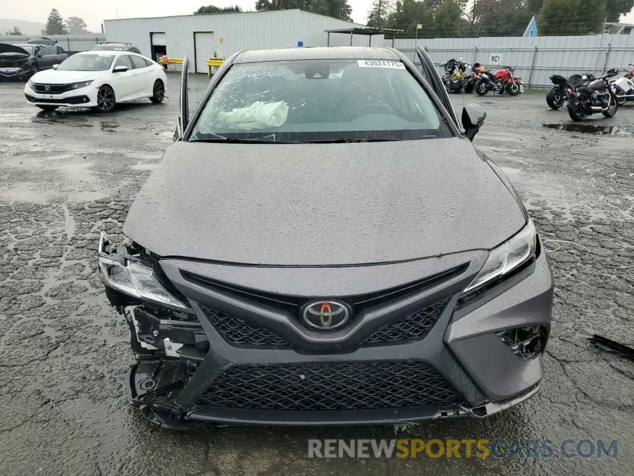 5 Photograph of a damaged car 4T1B11HK7KU793256 TOYOTA CAMRY 2019