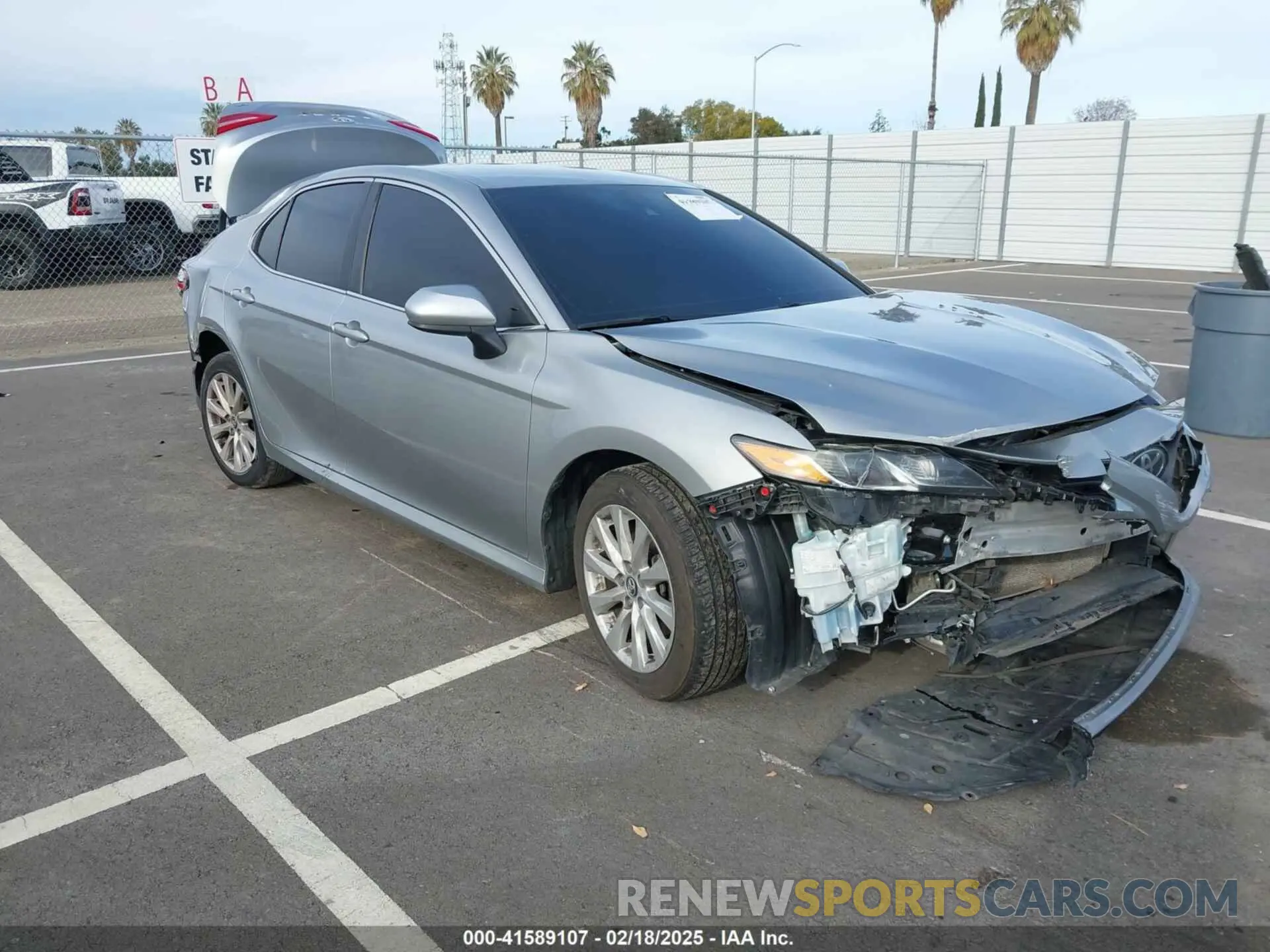 1 Photograph of a damaged car 4T1B11HK7KU803624 TOYOTA CAMRY 2019