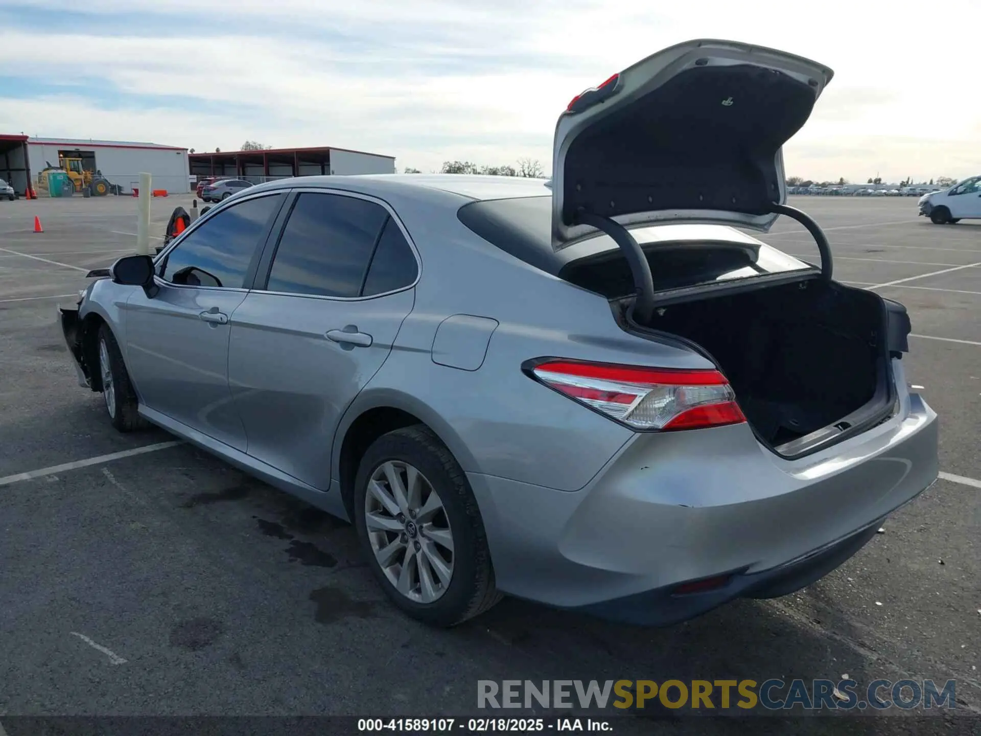 3 Photograph of a damaged car 4T1B11HK7KU803624 TOYOTA CAMRY 2019