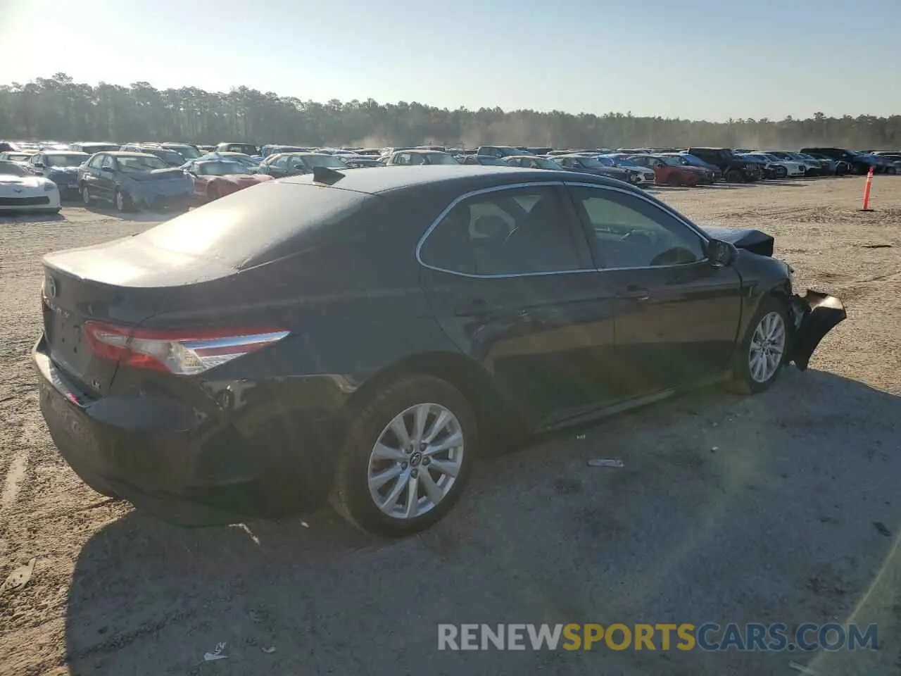 3 Фотография поврежденного автомобиля 4T1B11HK7KU811397 TOYOTA CAMRY 2019