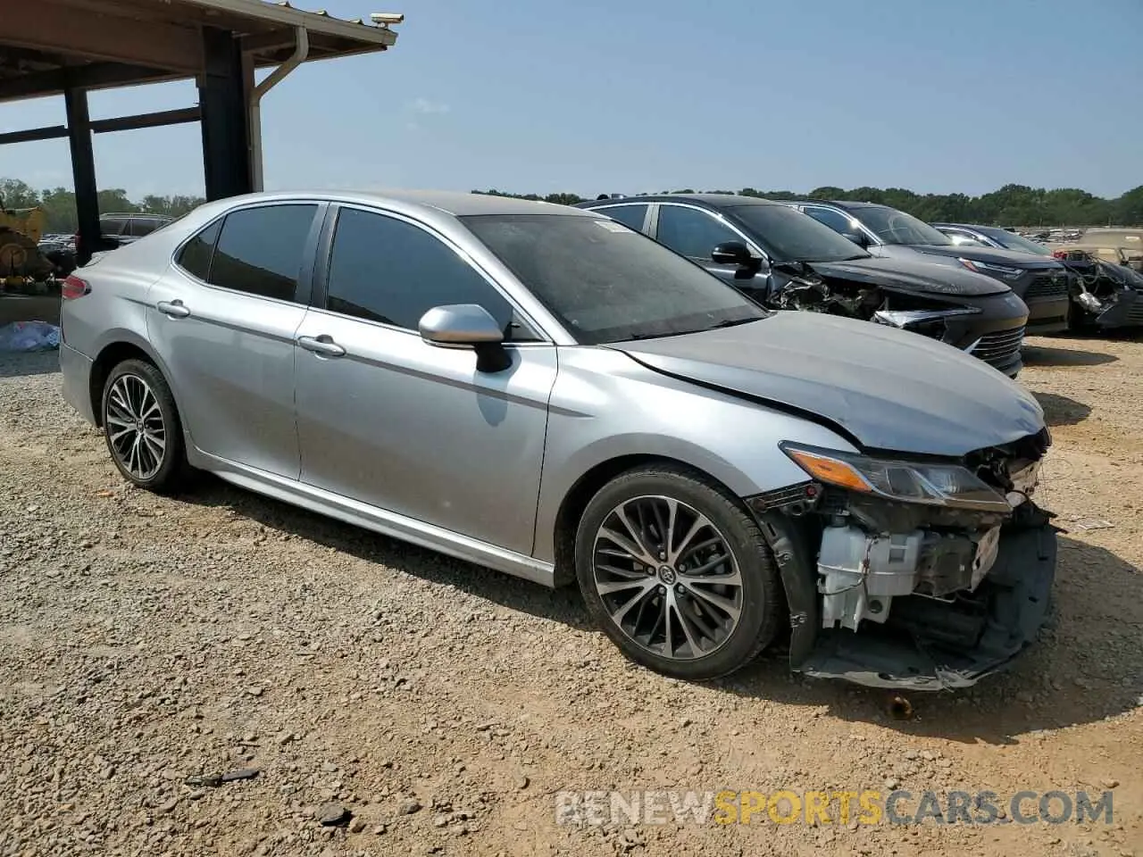 4 Photograph of a damaged car 4T1B11HK8KU160314 TOYOTA CAMRY 2019