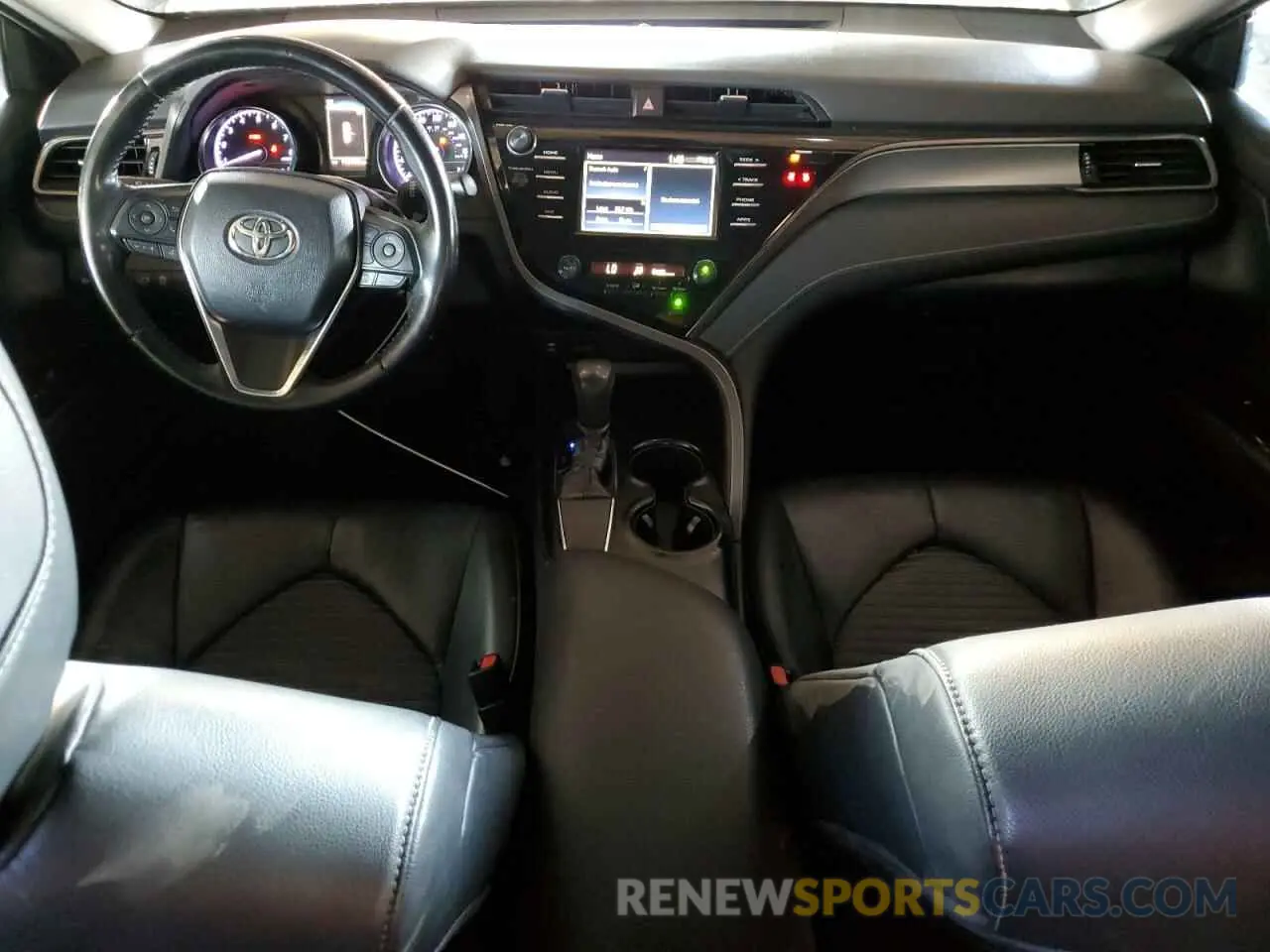 8 Photograph of a damaged car 4T1B11HK8KU161267 TOYOTA CAMRY 2019