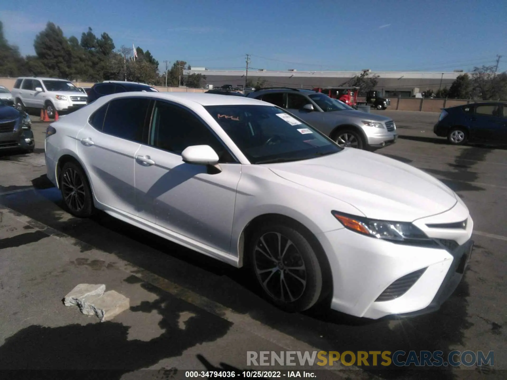 1 Photograph of a damaged car 4T1B11HK8KU175735 TOYOTA CAMRY 2019