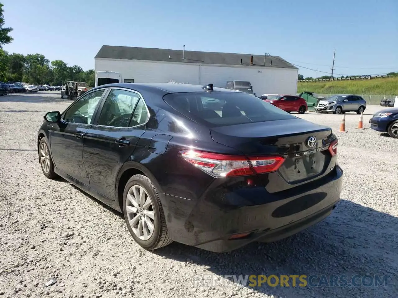 3 Фотография поврежденного автомобиля 4T1B11HK8KU180160 TOYOTA CAMRY 2019
