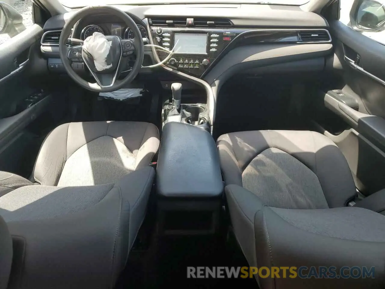 8 Photograph of a damaged car 4T1B11HK8KU186959 TOYOTA CAMRY 2019