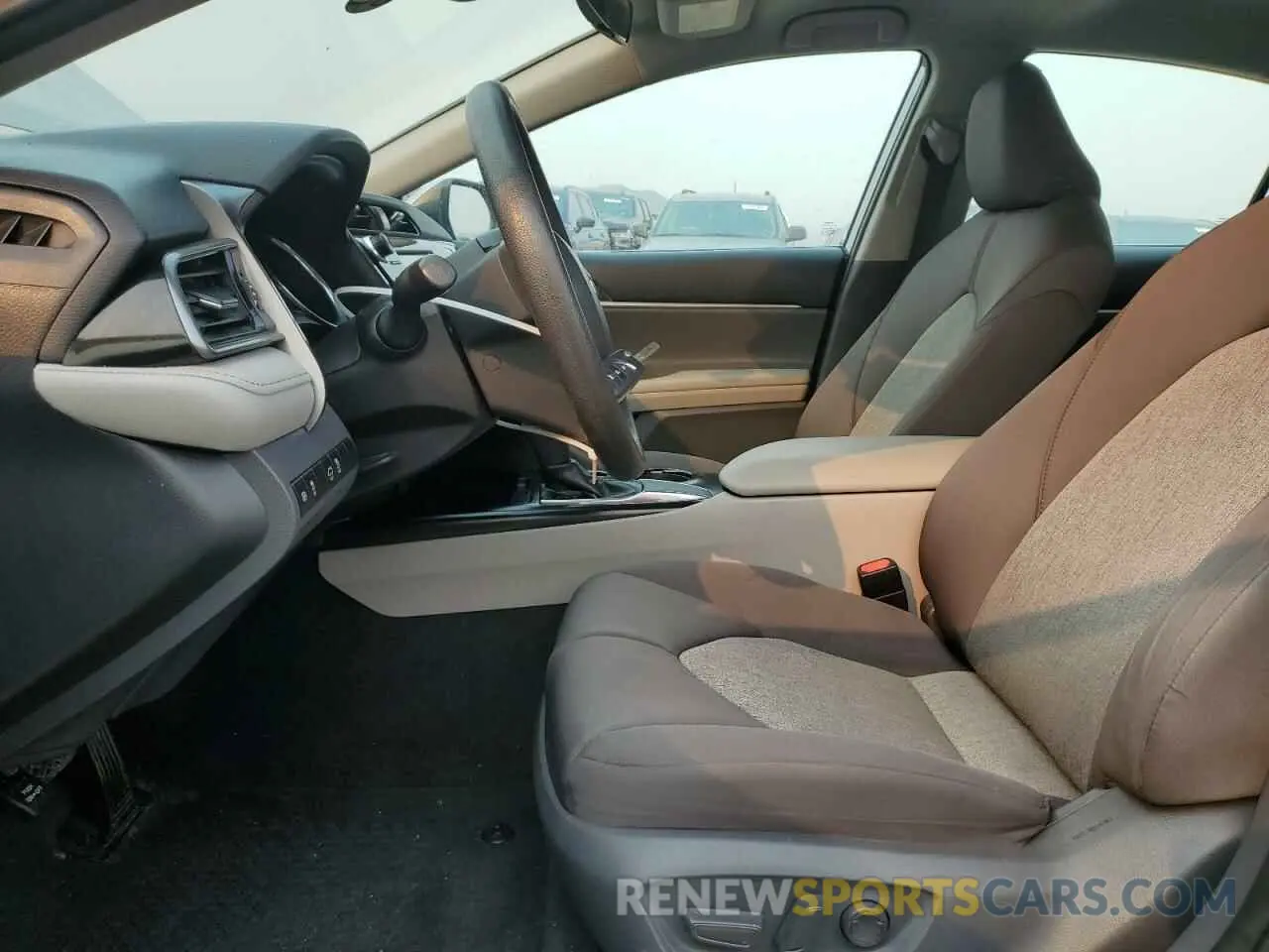 7 Photograph of a damaged car 4T1B11HK8KU188985 TOYOTA CAMRY 2019
