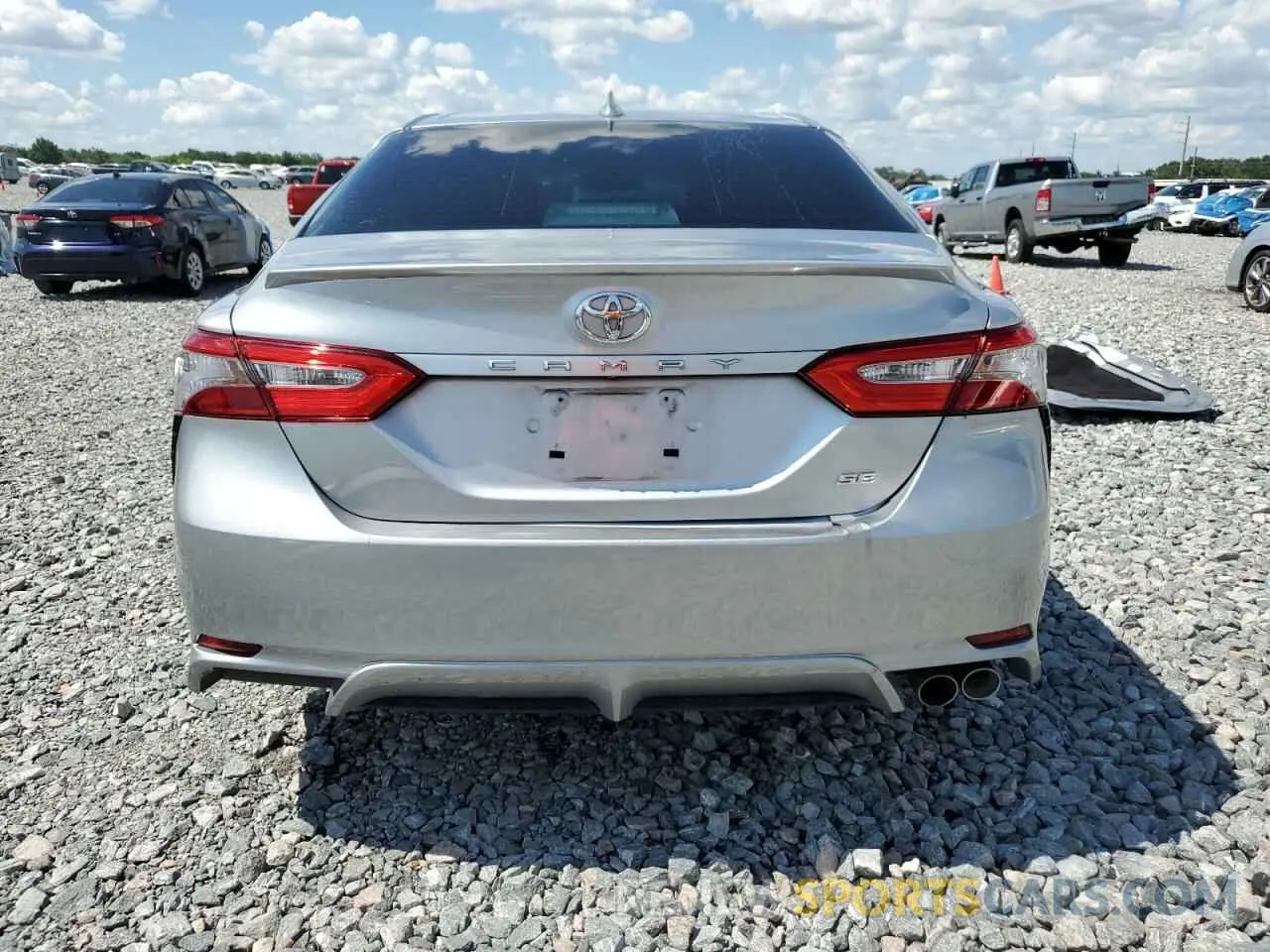 6 Photograph of a damaged car 4T1B11HK8KU209995 TOYOTA CAMRY 2019