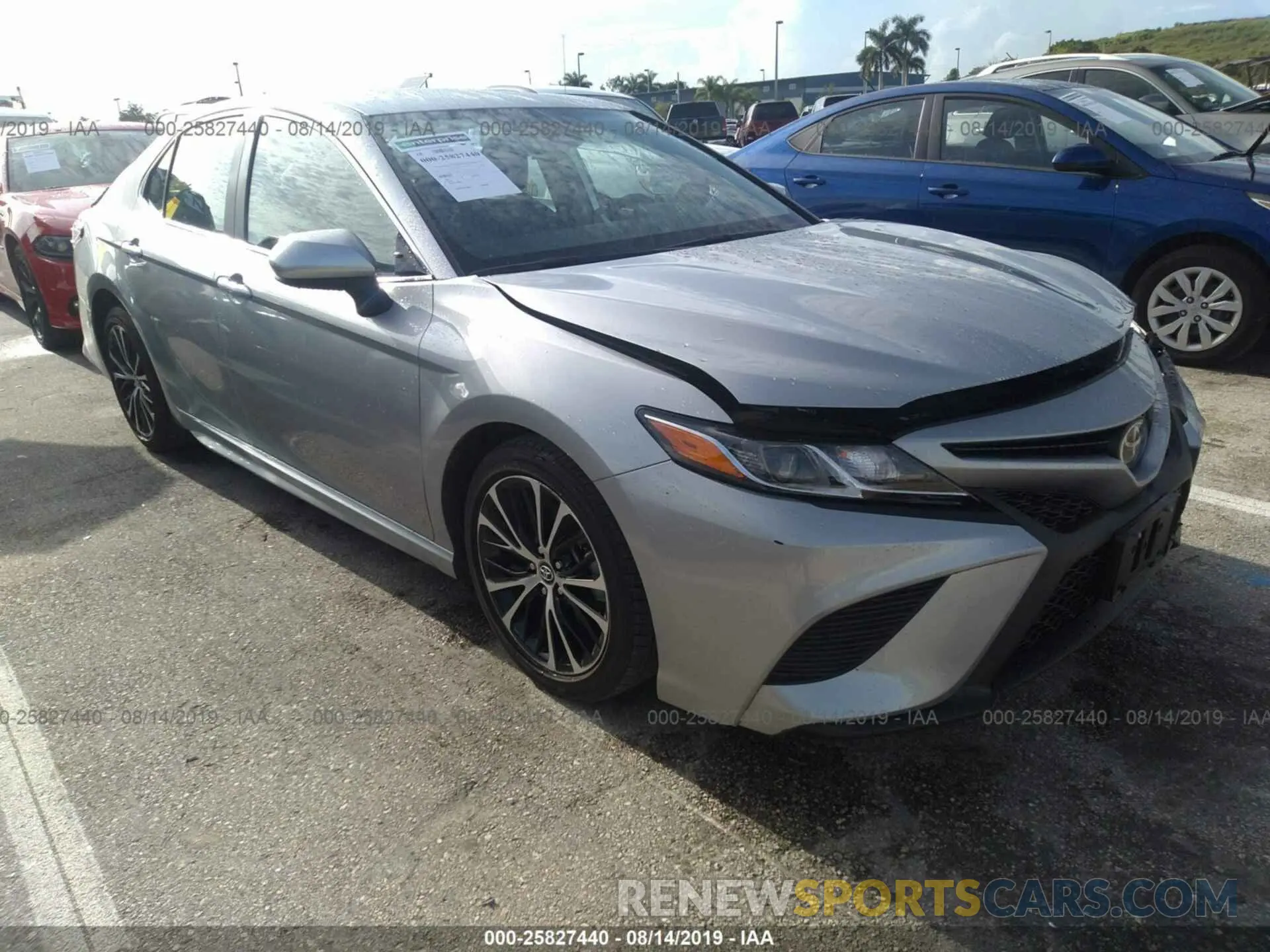 1 Photograph of a damaged car 4T1B11HK8KU211701 TOYOTA CAMRY 2019