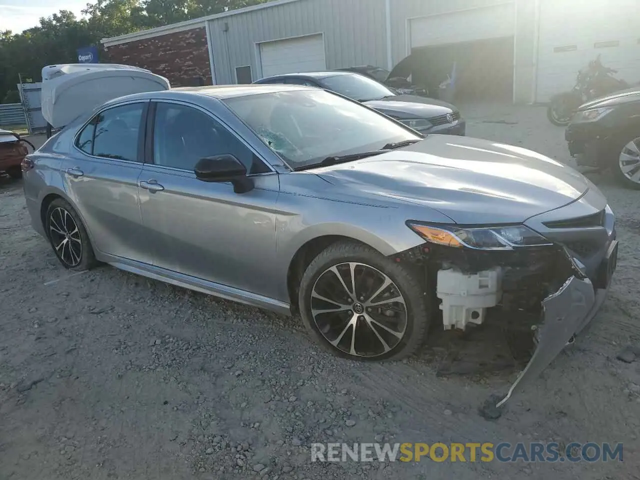4 Фотография поврежденного автомобиля 4T1B11HK8KU213772 TOYOTA CAMRY 2019