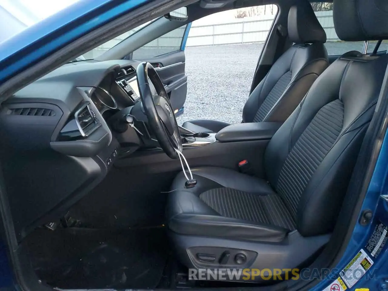 7 Photograph of a damaged car 4T1B11HK8KU215232 TOYOTA CAMRY 2019