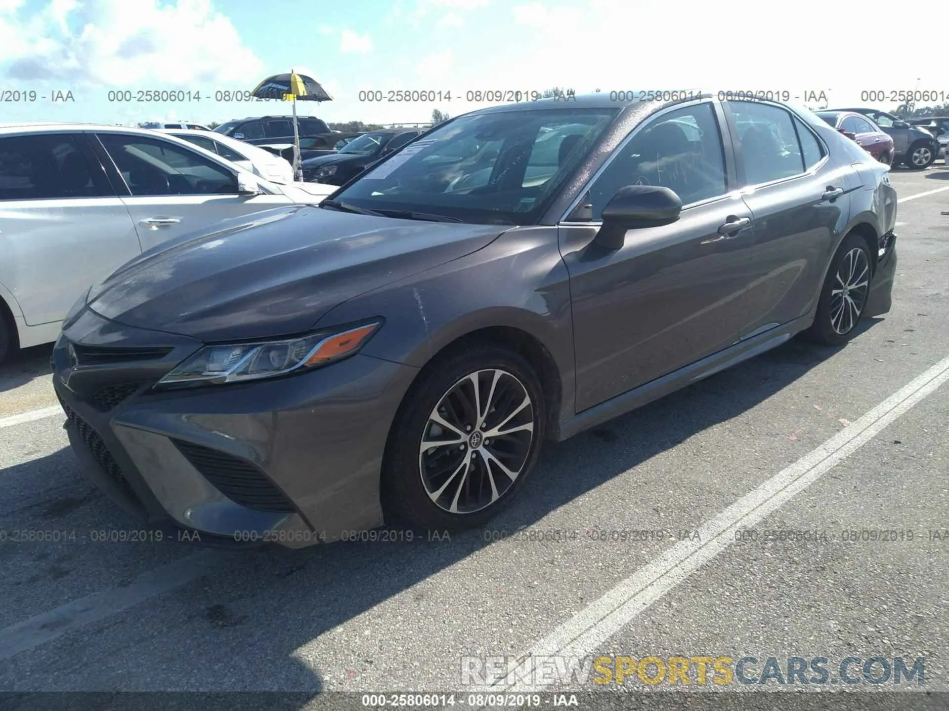 2 Photograph of a damaged car 4T1B11HK8KU219359 TOYOTA CAMRY 2019