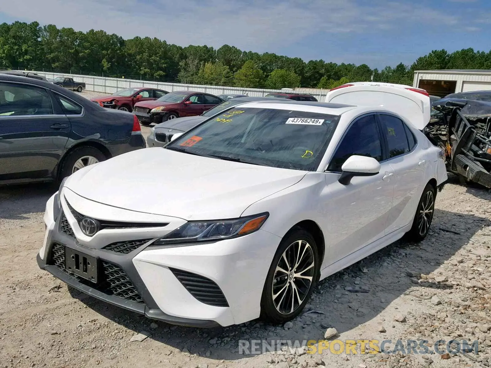 2 Photograph of a damaged car 4T1B11HK8KU221967 TOYOTA CAMRY 2019