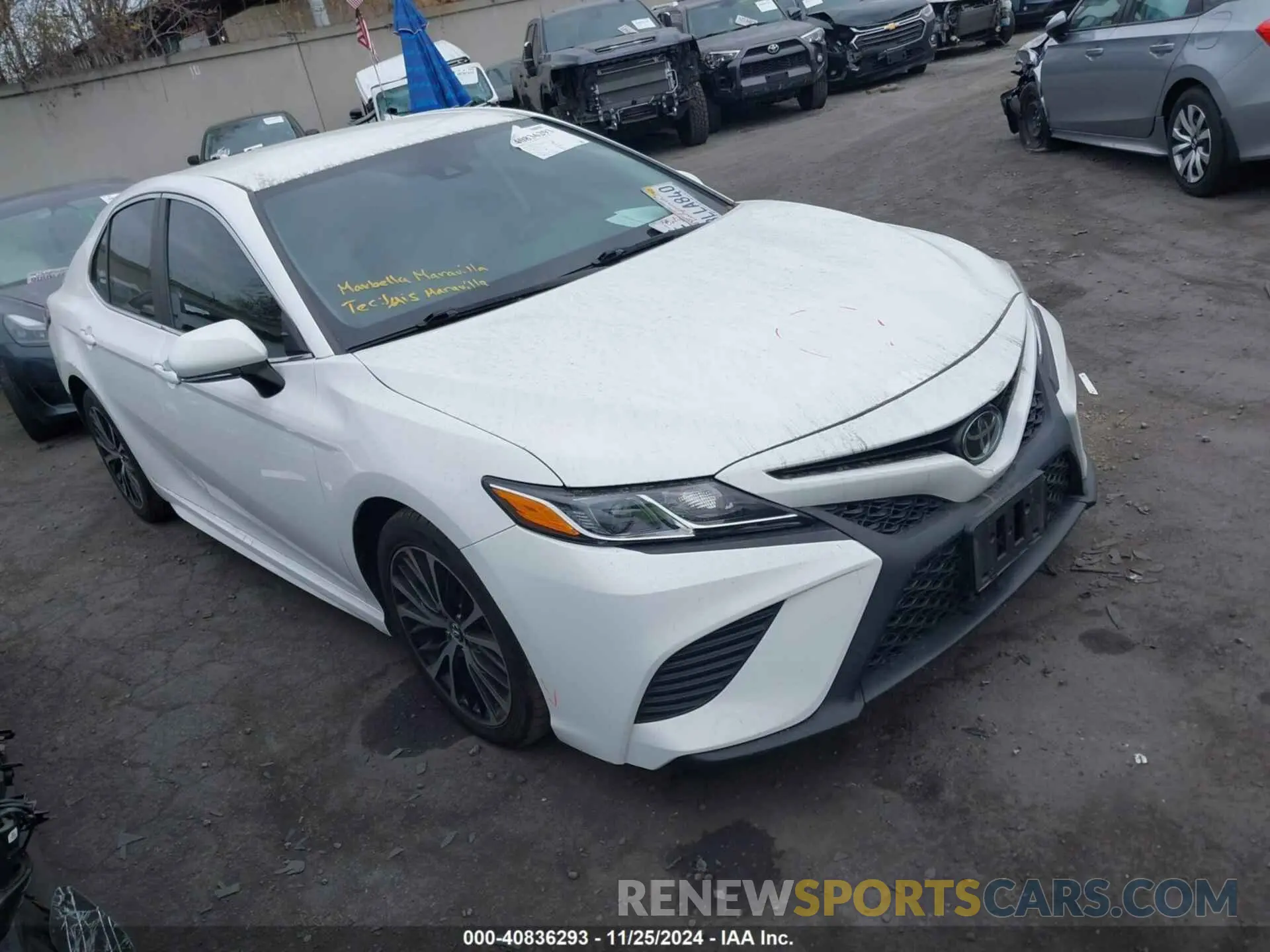 1 Фотография поврежденного автомобиля 4T1B11HK8KU223900 TOYOTA CAMRY 2019
