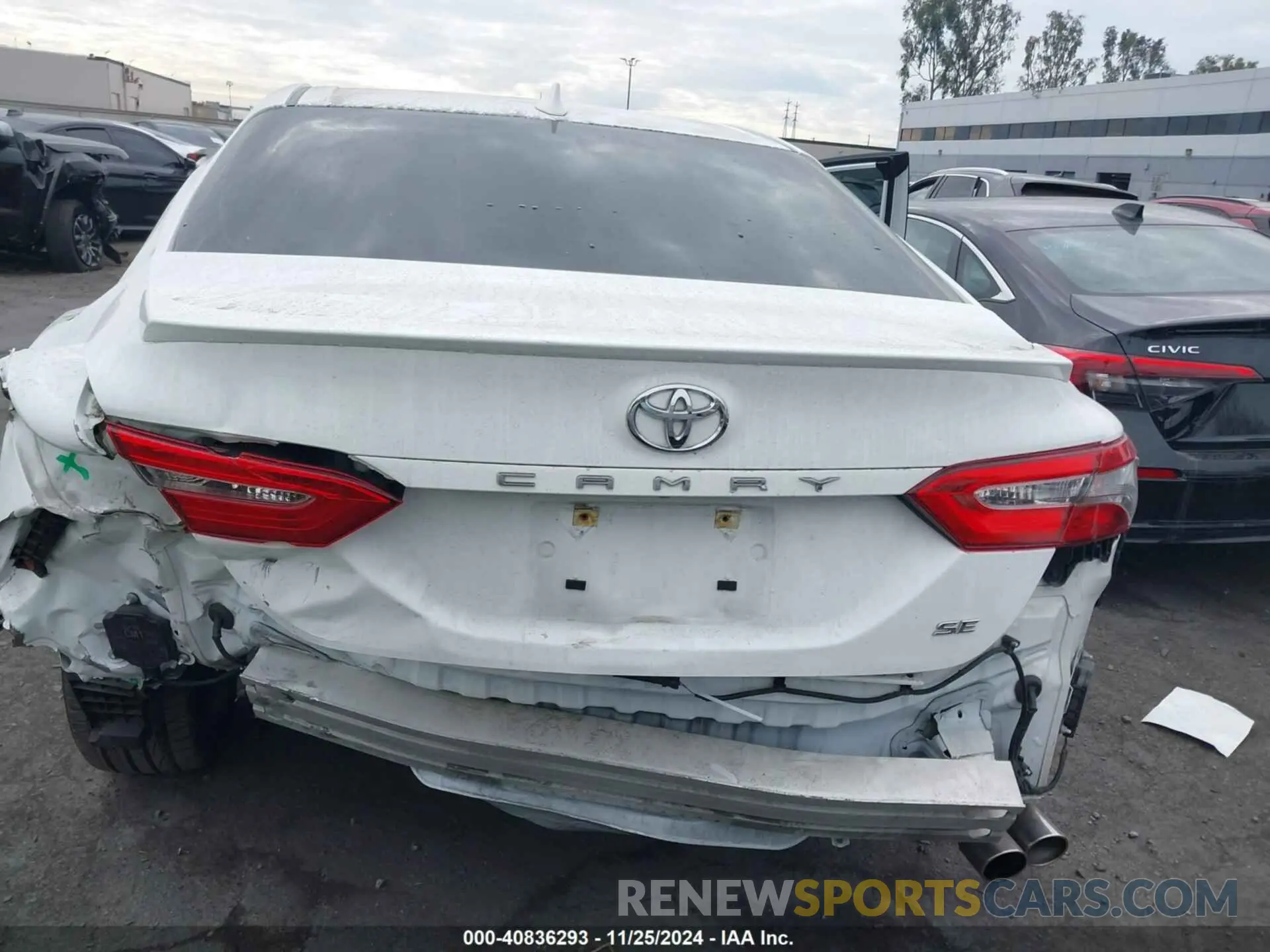 16 Фотография поврежденного автомобиля 4T1B11HK8KU223900 TOYOTA CAMRY 2019