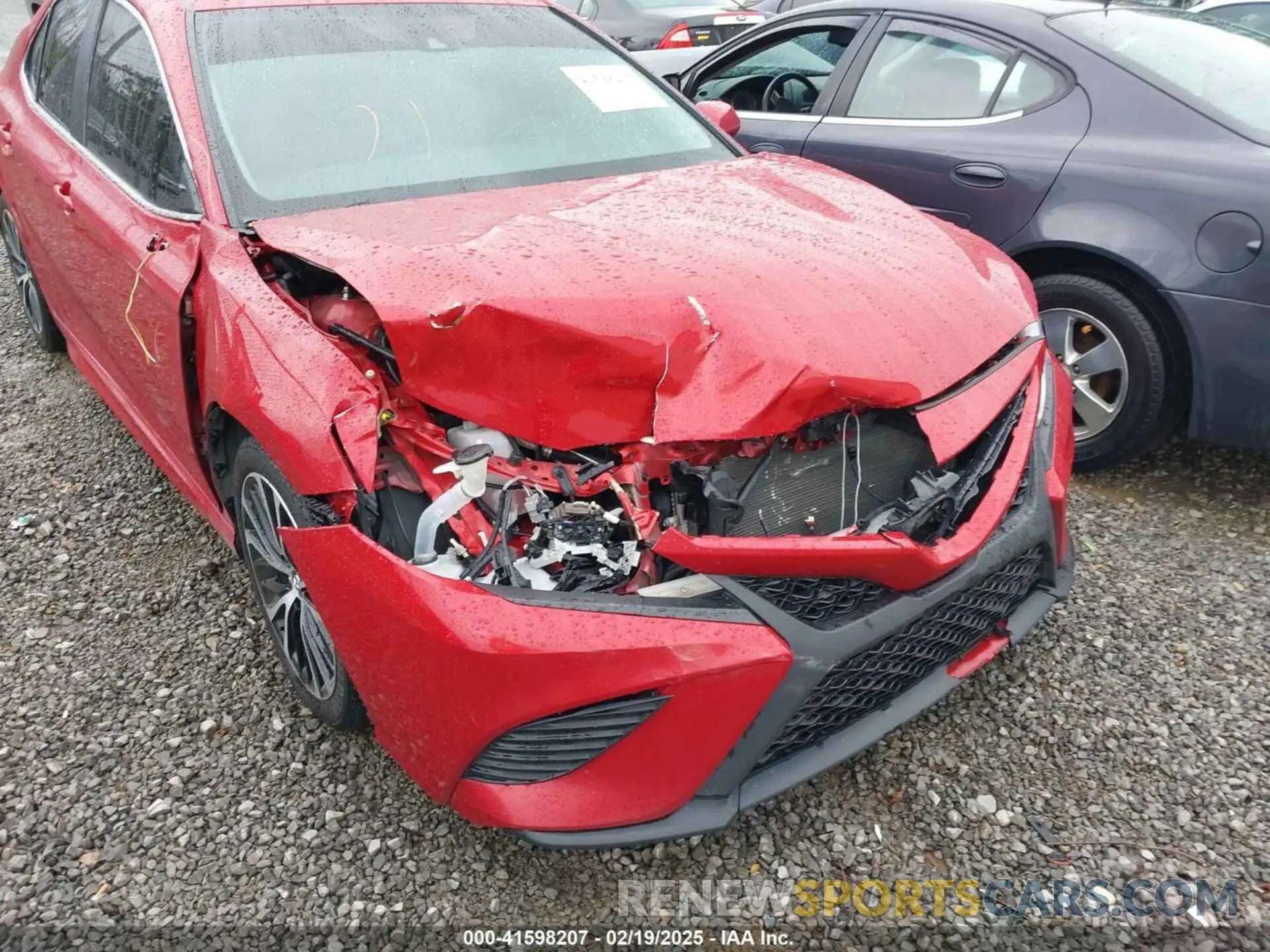 6 Photograph of a damaged car 4T1B11HK8KU224108 TOYOTA CAMRY 2019