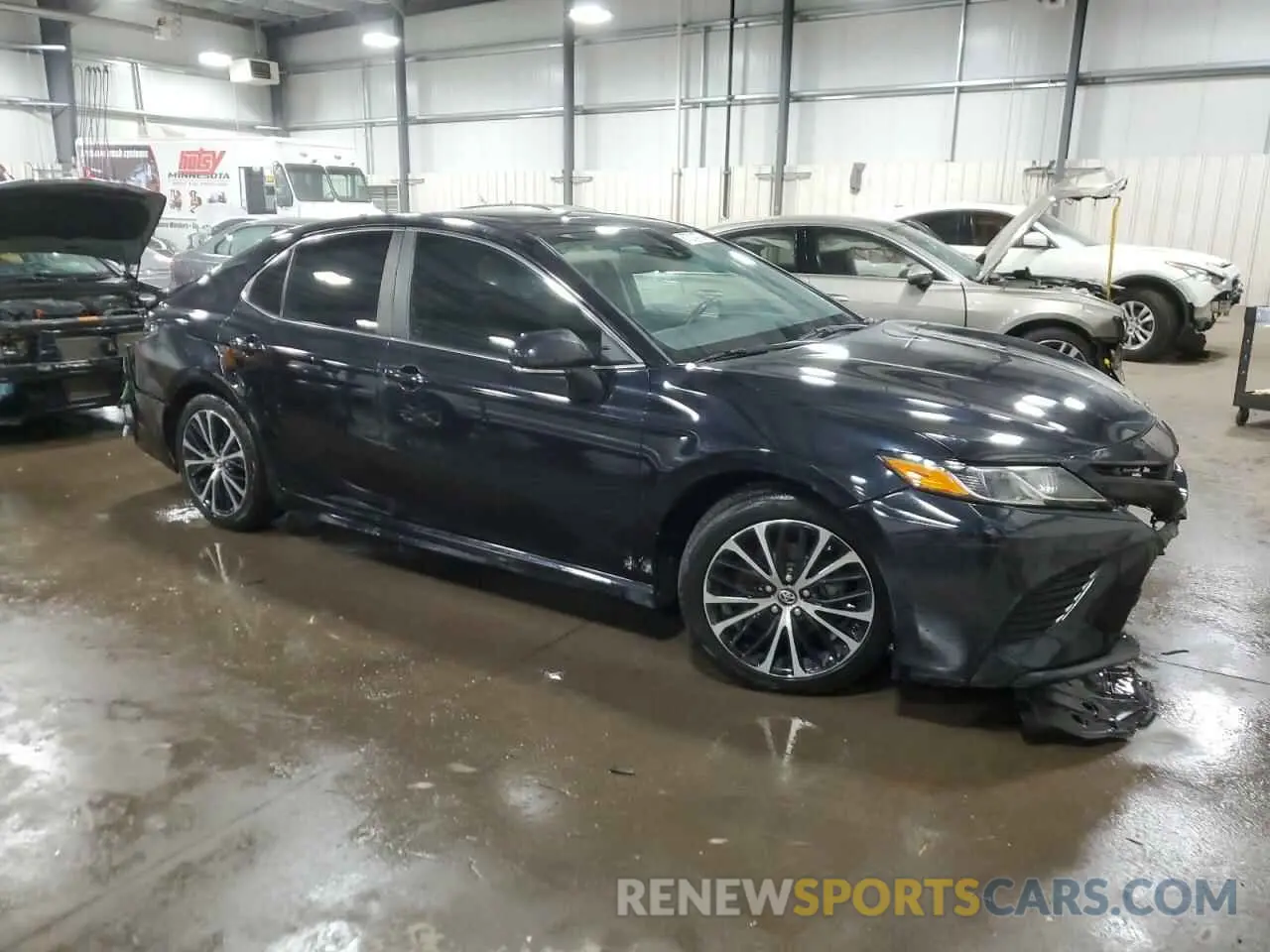 4 Photograph of a damaged car 4T1B11HK8KU224562 TOYOTA CAMRY 2019