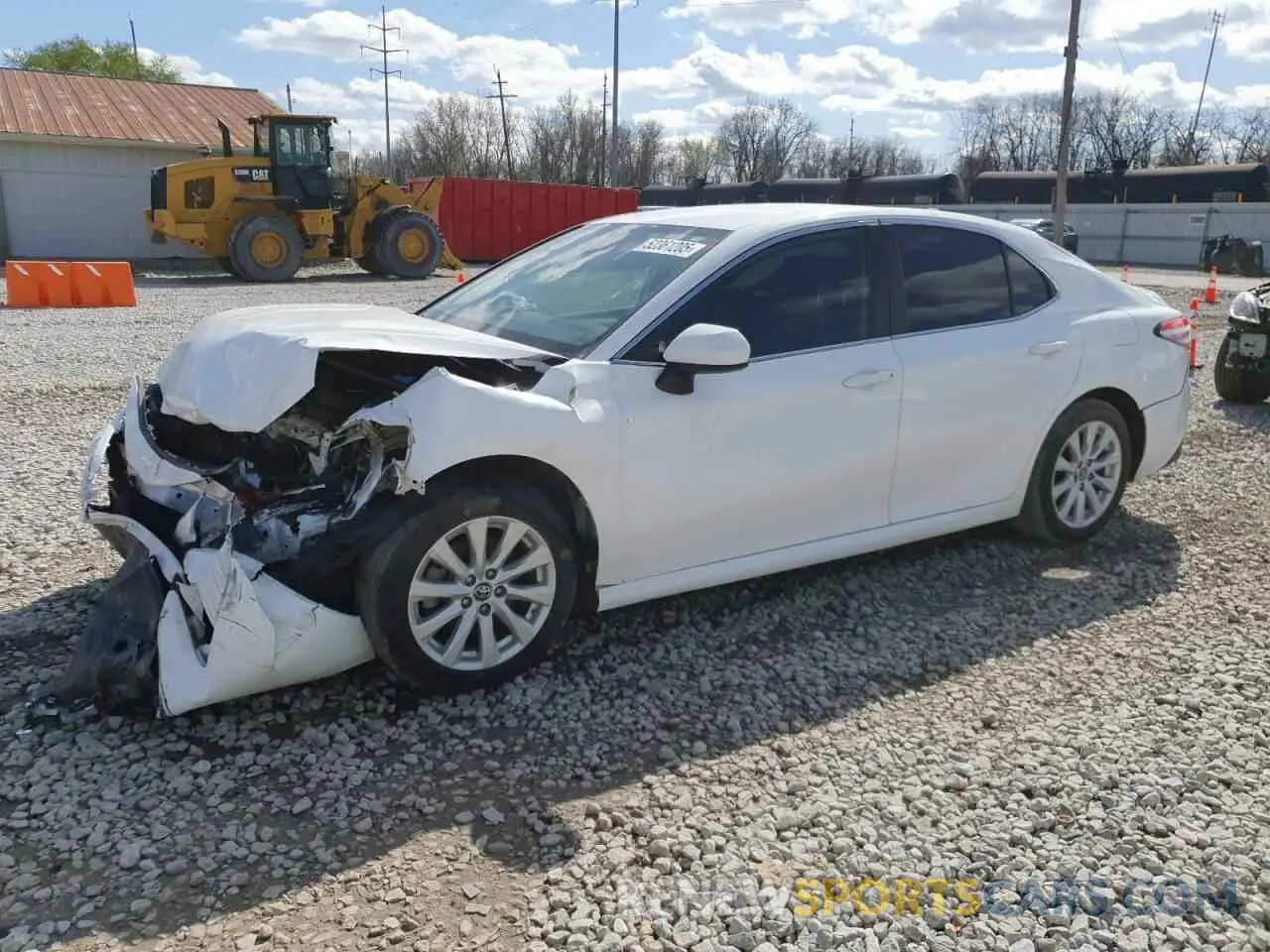 1 Photograph of a damaged car 4T1B11HK8KU228207 TOYOTA CAMRY 2019