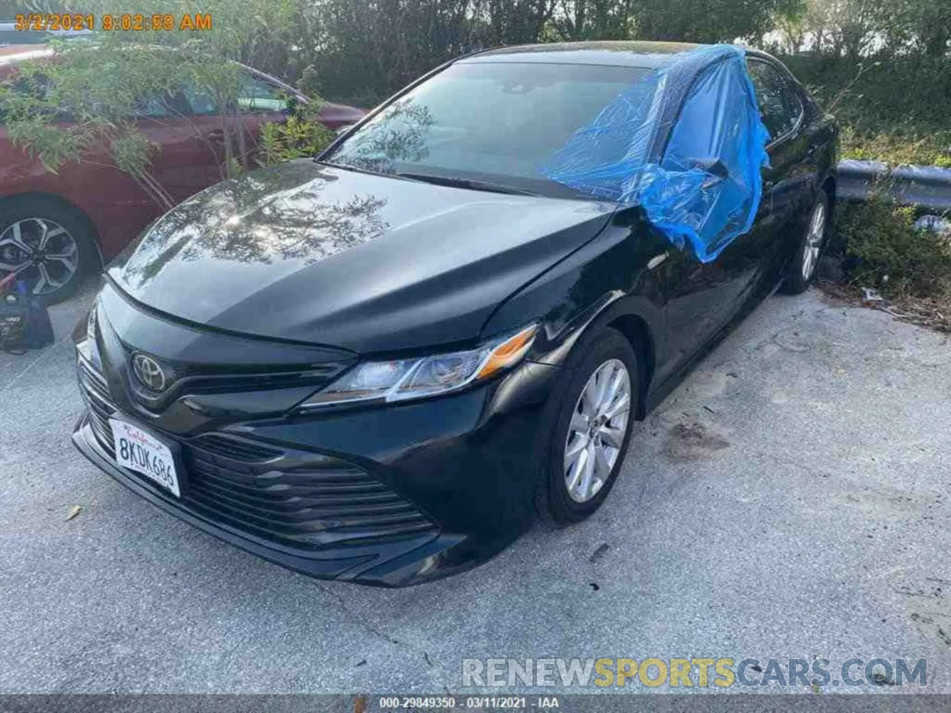 16 Photograph of a damaged car 4T1B11HK8KU238753 TOYOTA CAMRY 2019