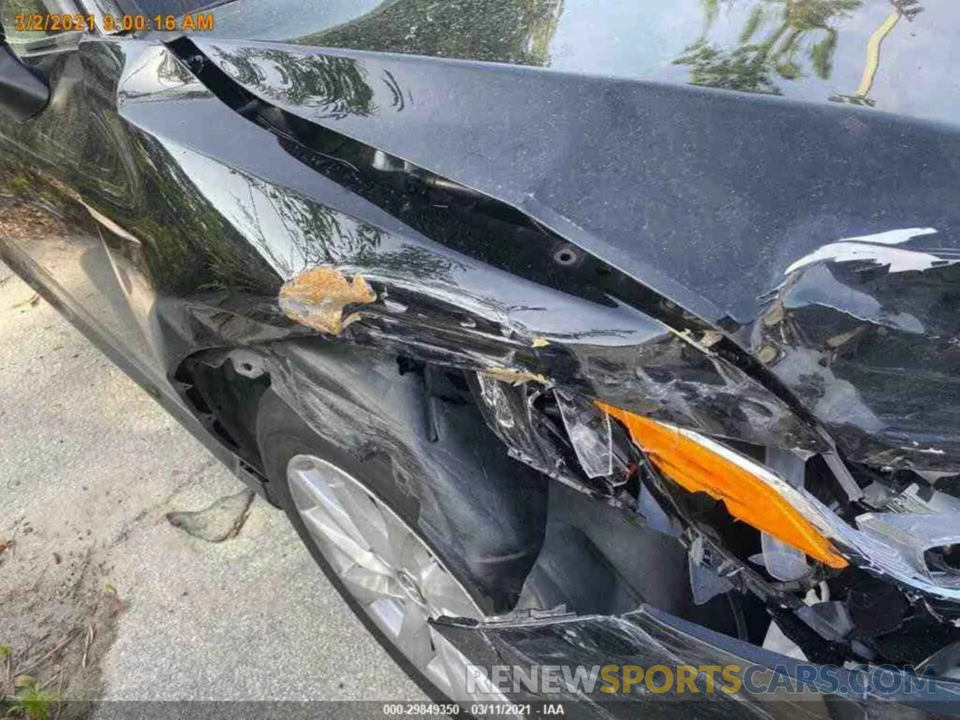 17 Photograph of a damaged car 4T1B11HK8KU238753 TOYOTA CAMRY 2019
