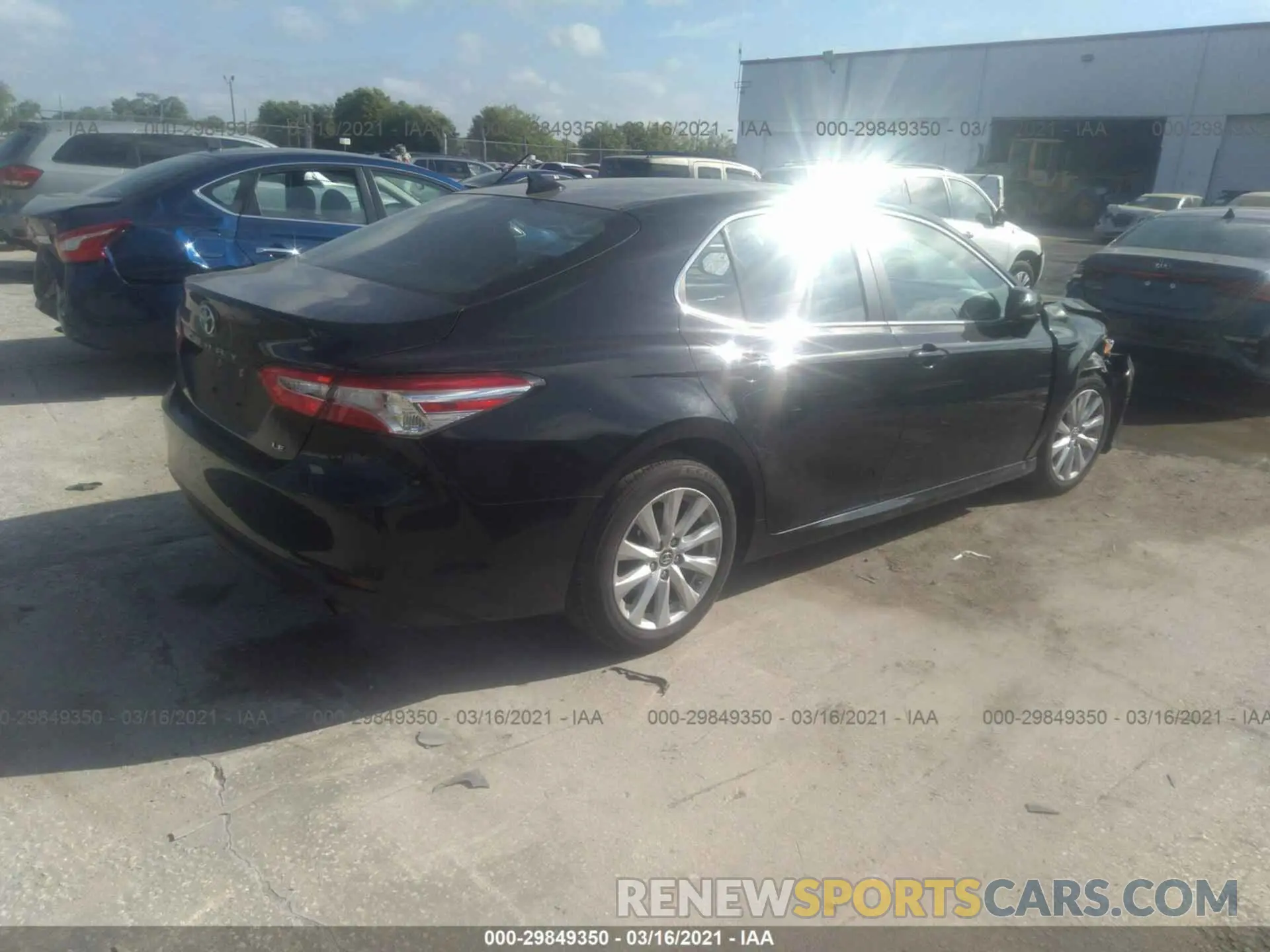 4 Photograph of a damaged car 4T1B11HK8KU238753 TOYOTA CAMRY 2019