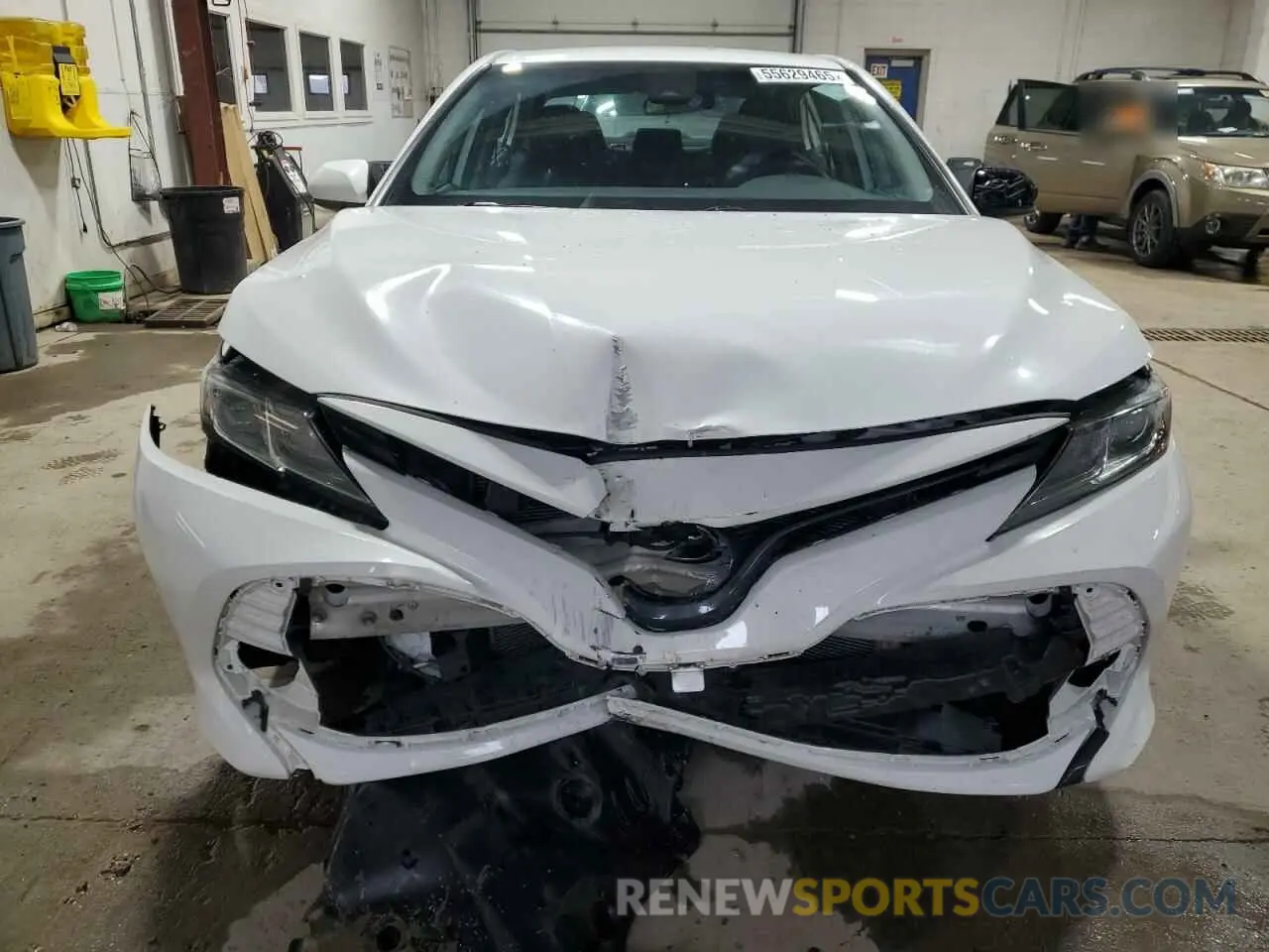 5 Photograph of a damaged car 4T1B11HK8KU242219 TOYOTA CAMRY 2019