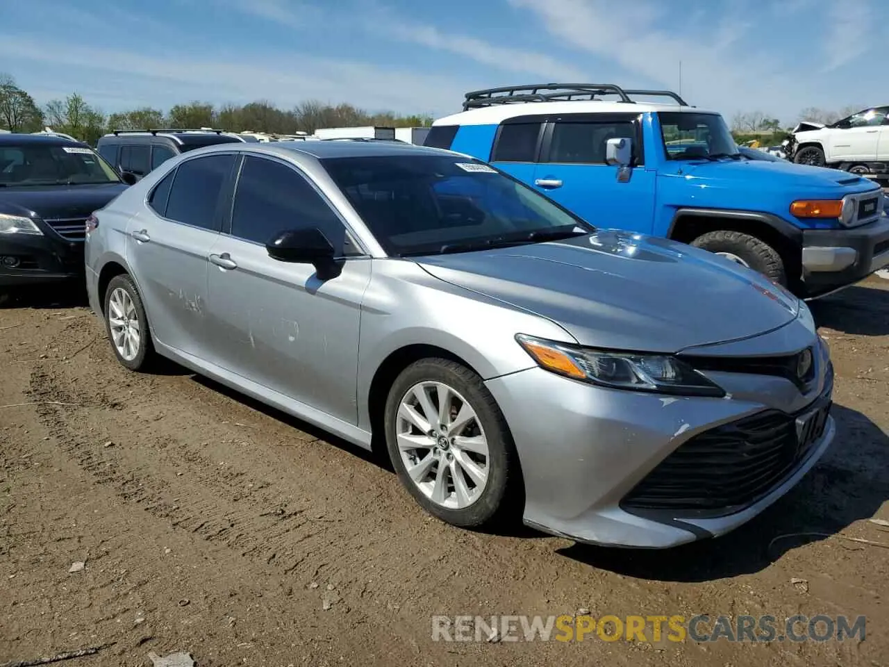 4 Photograph of a damaged car 4T1B11HK8KU246853 TOYOTA CAMRY 2019