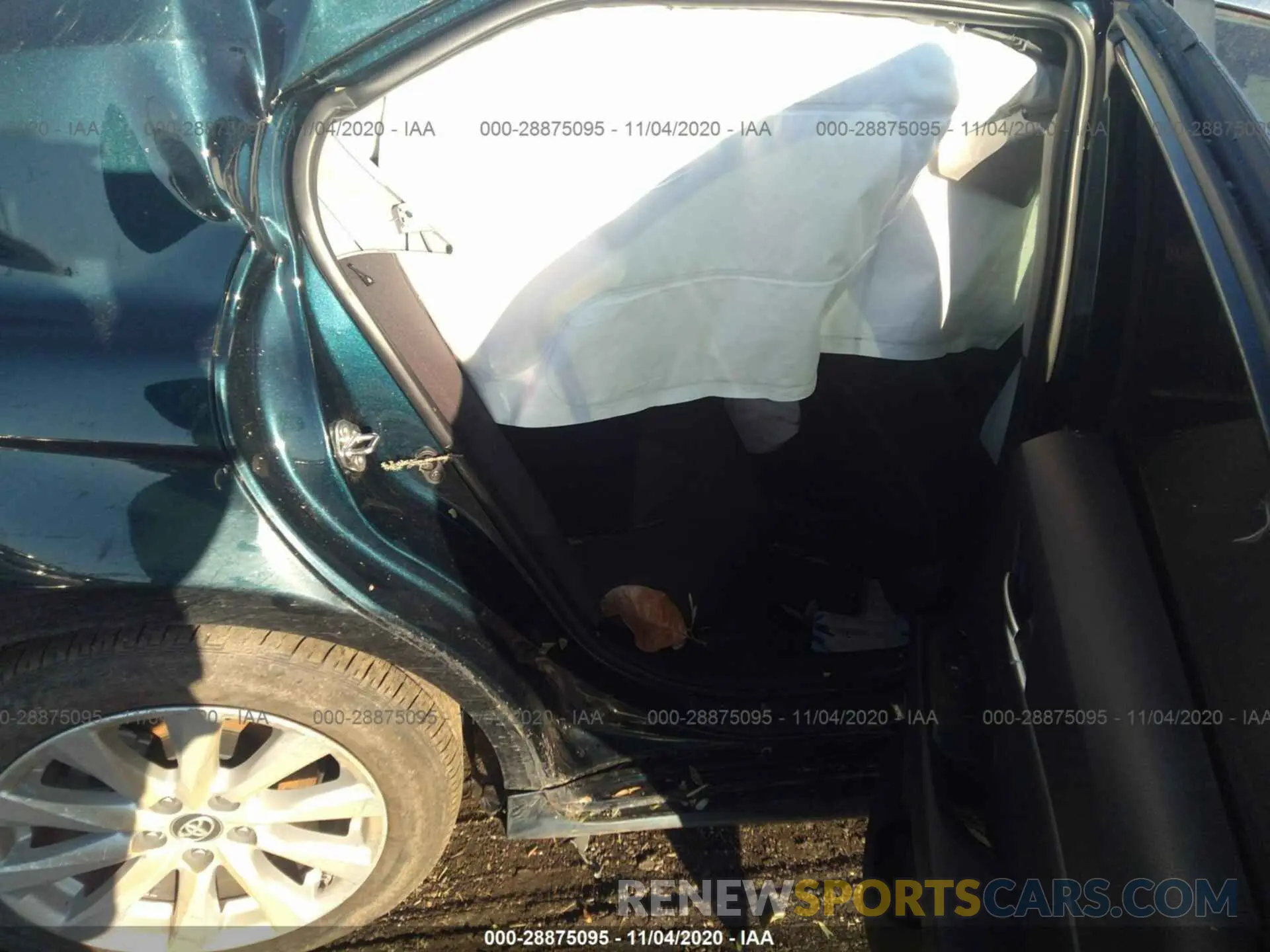 8 Photograph of a damaged car 4T1B11HK8KU253320 TOYOTA CAMRY 2019