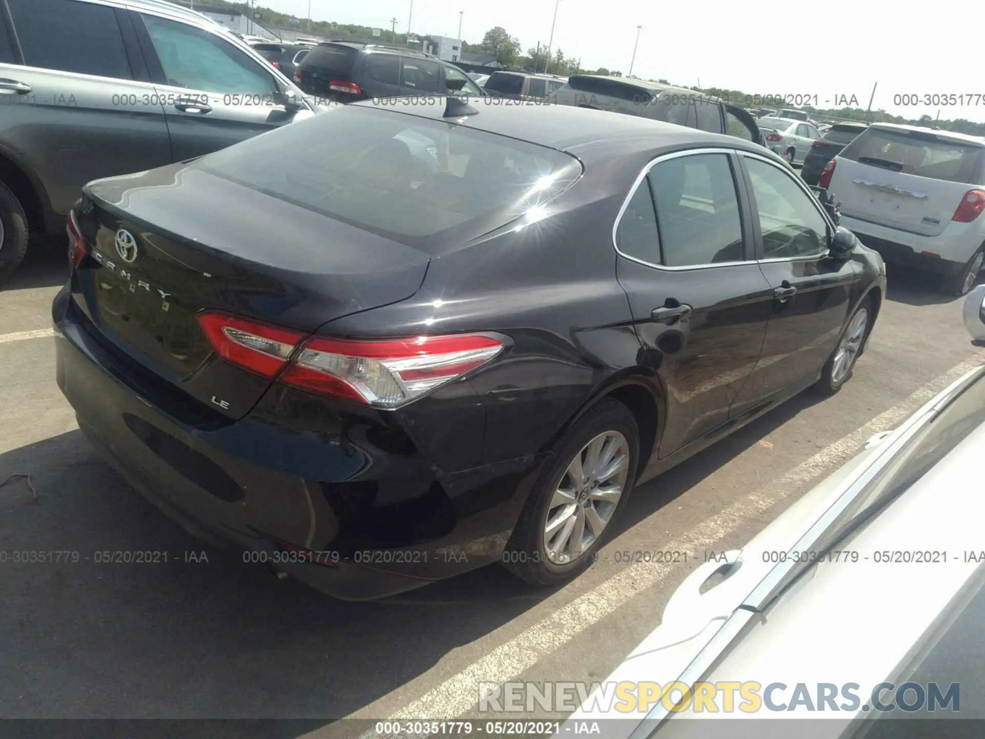 4 Photograph of a damaged car 4T1B11HK8KU257951 TOYOTA CAMRY 2019