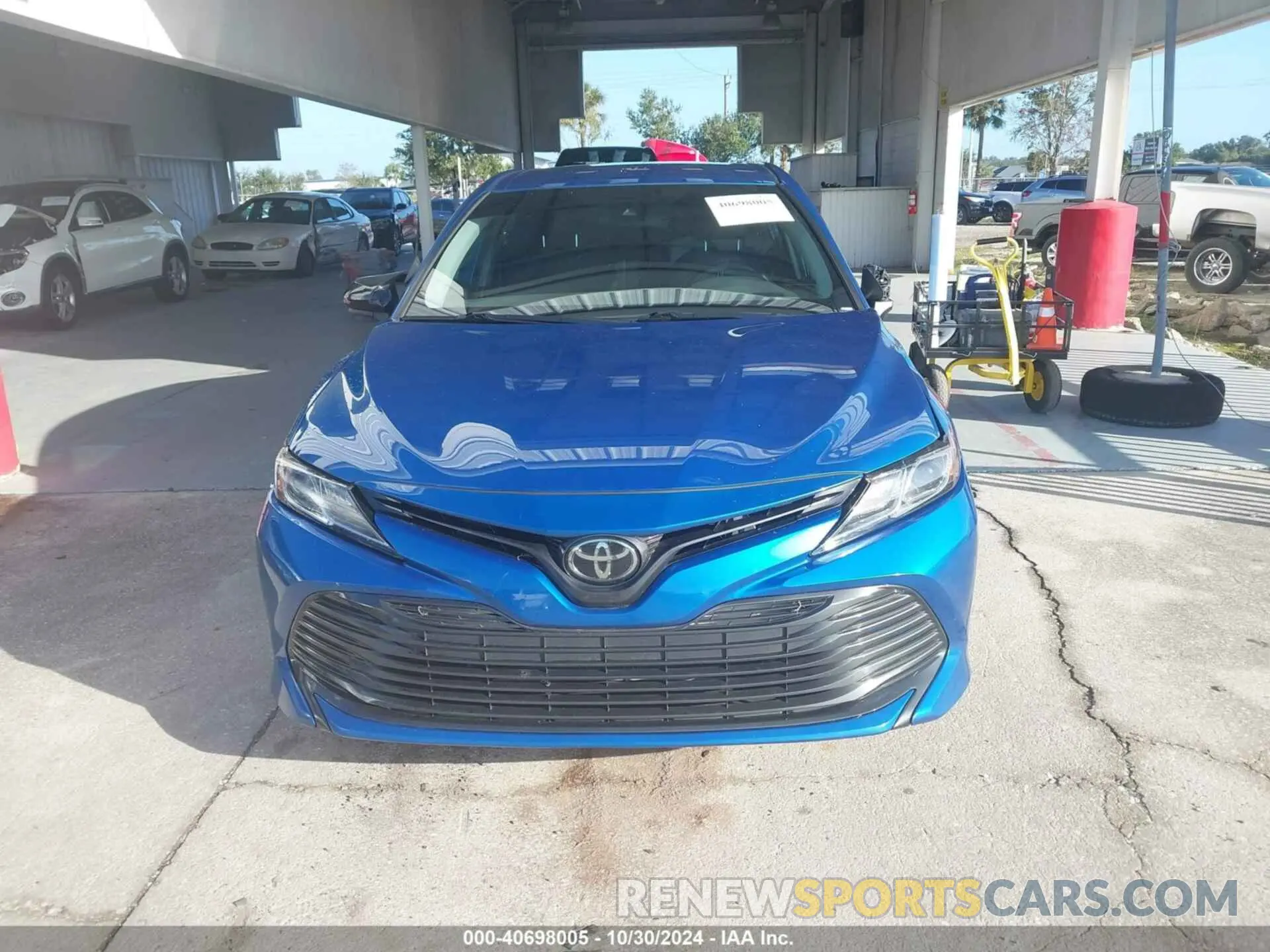 12 Photograph of a damaged car 4T1B11HK8KU264284 TOYOTA CAMRY 2019