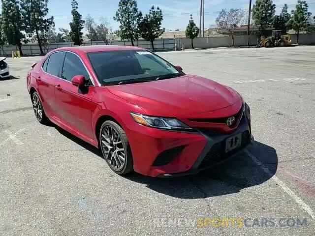 10 Фотография поврежденного автомобиля 4T1B11HK8KU264351 TOYOTA CAMRY 2019
