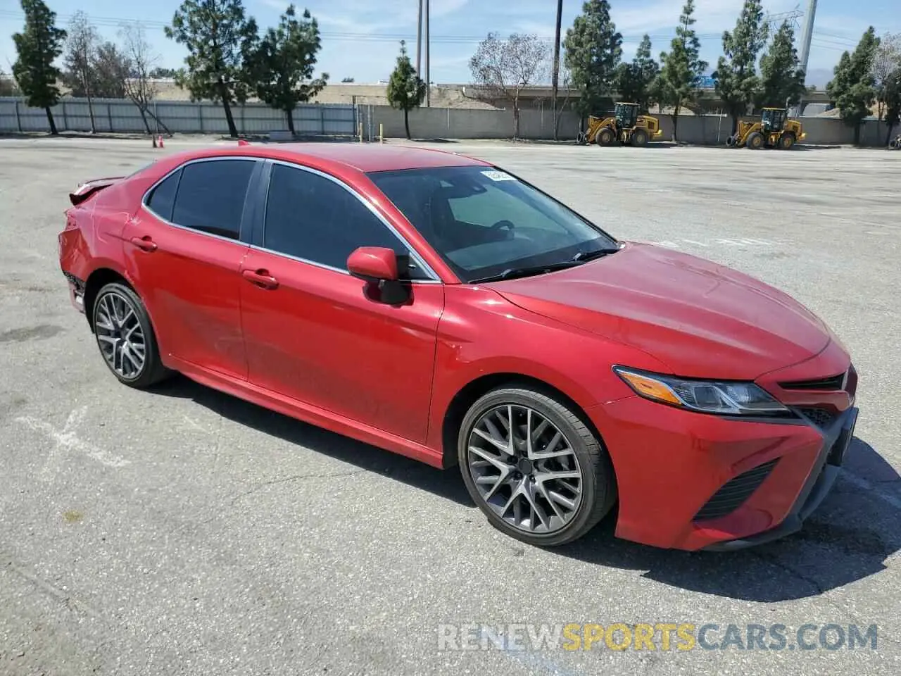 4 Фотография поврежденного автомобиля 4T1B11HK8KU264351 TOYOTA CAMRY 2019