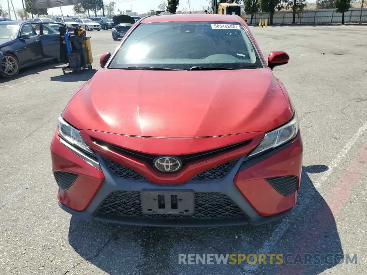 5 Фотография поврежденного автомобиля 4T1B11HK8KU264351 TOYOTA CAMRY 2019