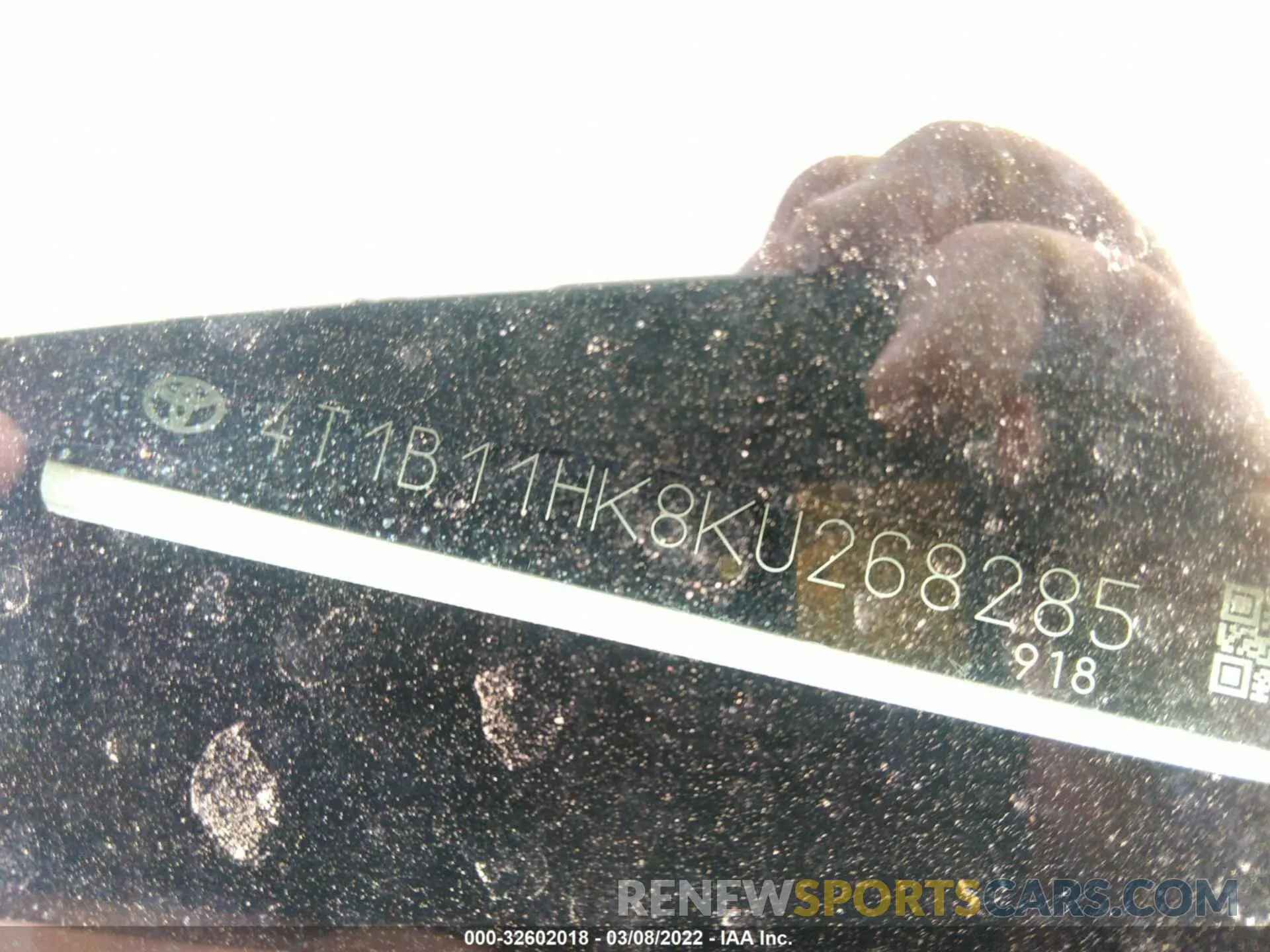 9 Photograph of a damaged car 4T1B11HK8KU268285 TOYOTA CAMRY 2019