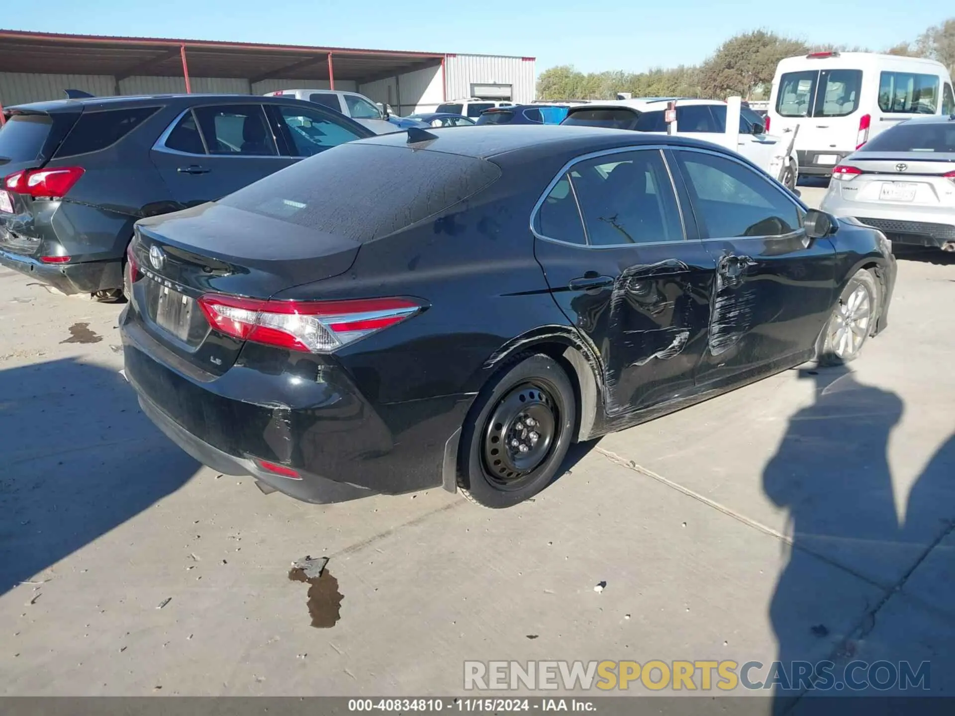 4 Фотография поврежденного автомобиля 4T1B11HK8KU270683 TOYOTA CAMRY 2019