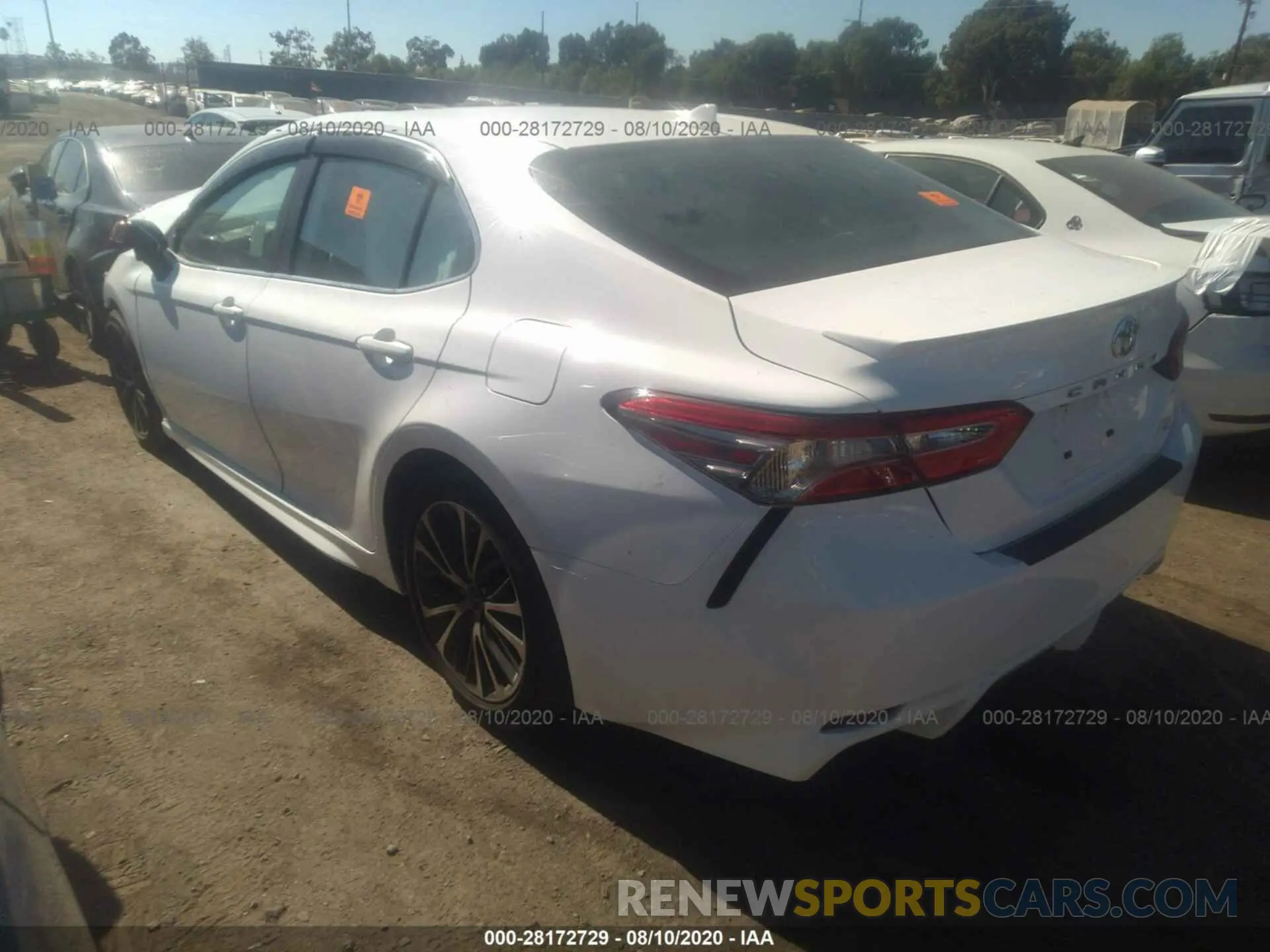 3 Photograph of a damaged car 4T1B11HK8KU282168 TOYOTA CAMRY 2019