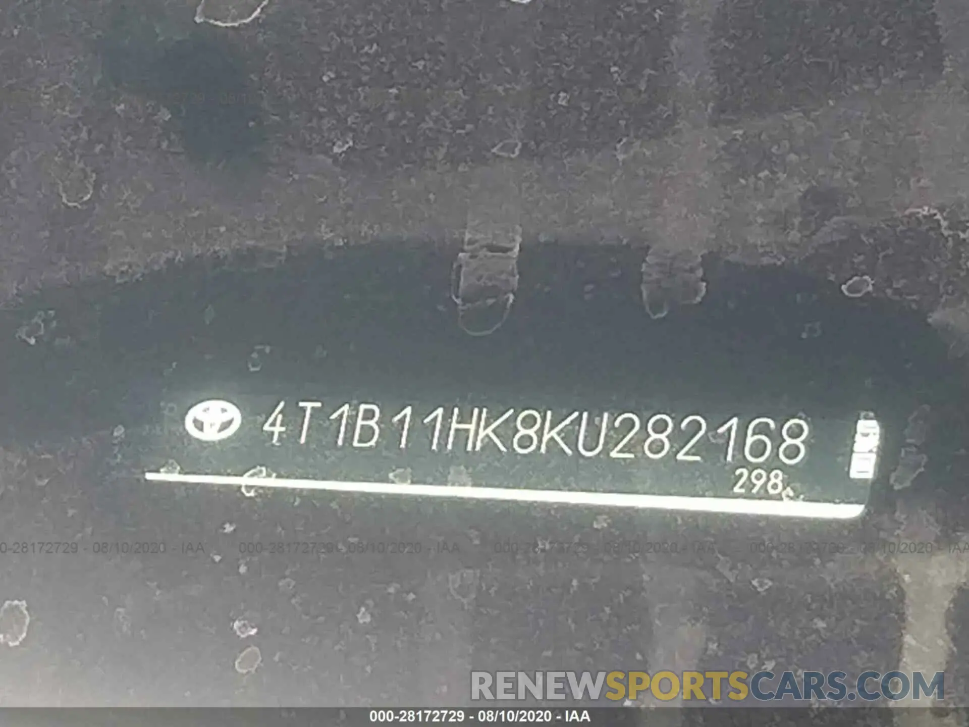 9 Photograph of a damaged car 4T1B11HK8KU282168 TOYOTA CAMRY 2019