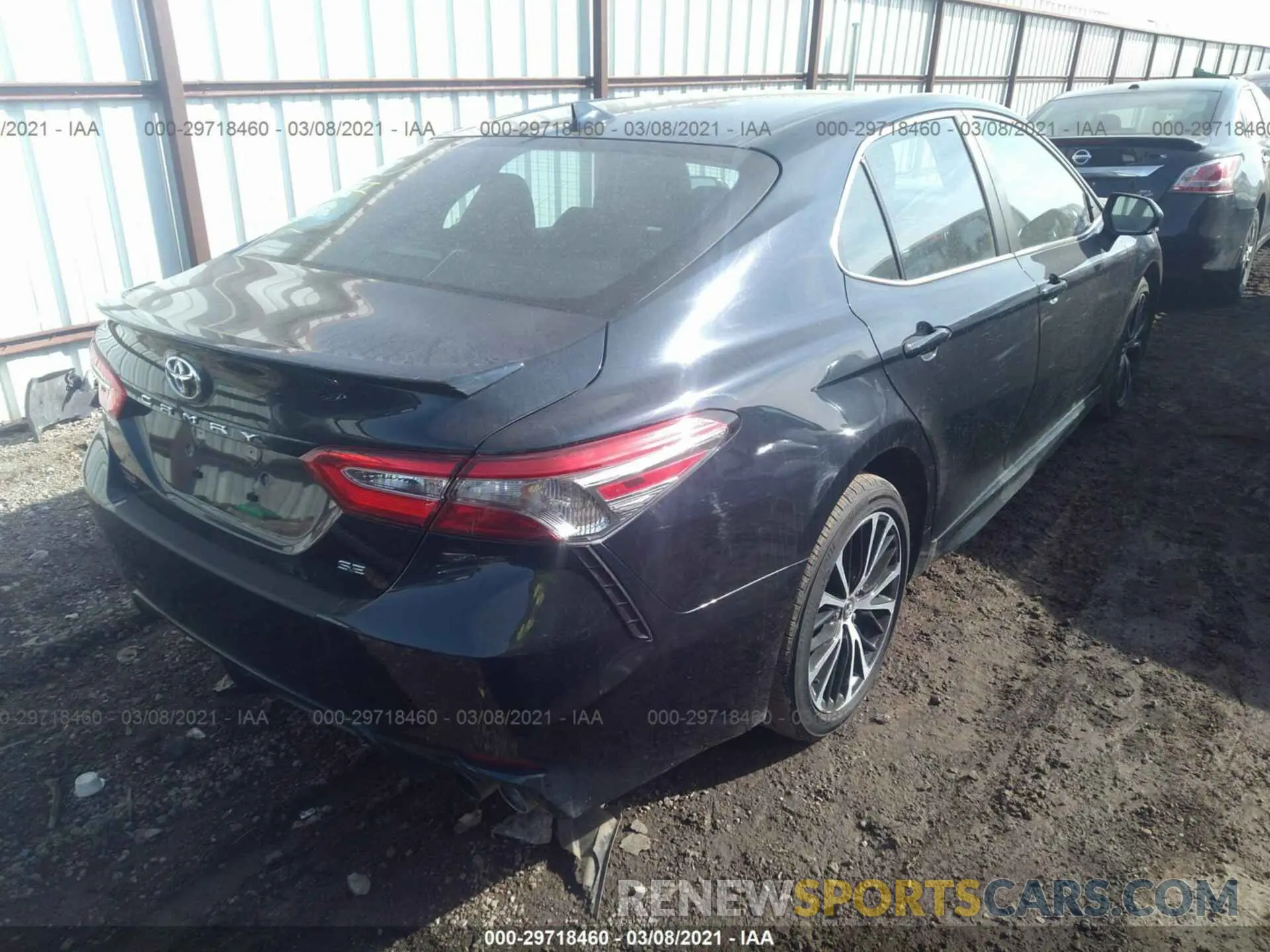 4 Photograph of a damaged car 4T1B11HK8KU283286 TOYOTA CAMRY 2019