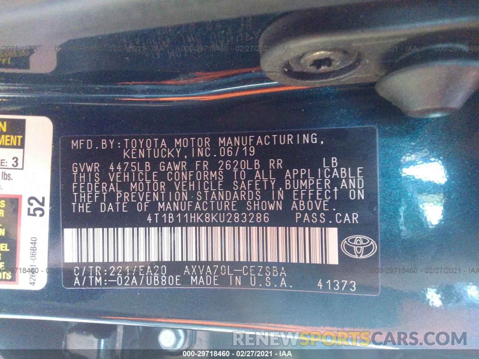 9 Photograph of a damaged car 4T1B11HK8KU283286 TOYOTA CAMRY 2019