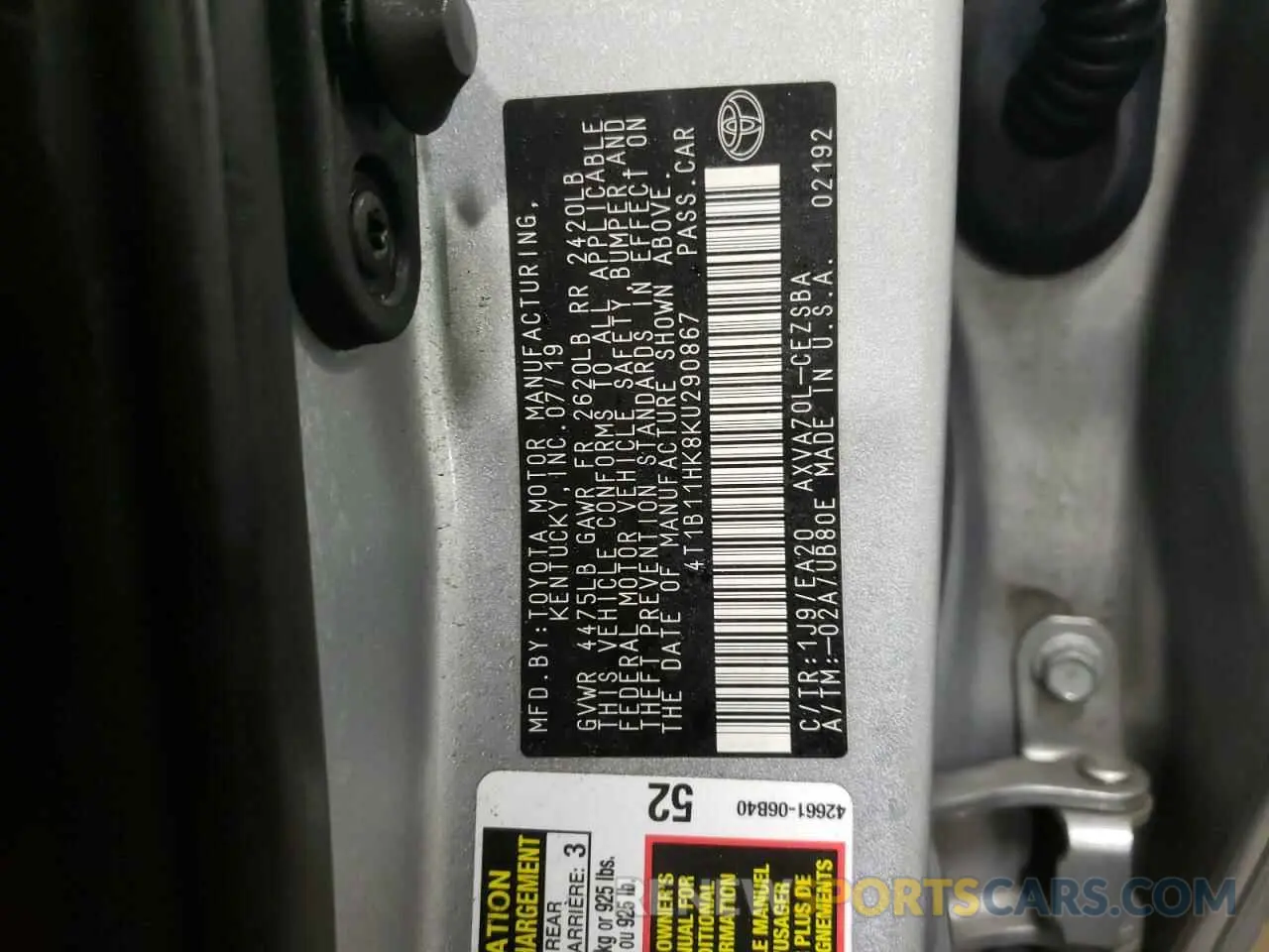 13 Photograph of a damaged car 4T1B11HK8KU290867 TOYOTA CAMRY 2019