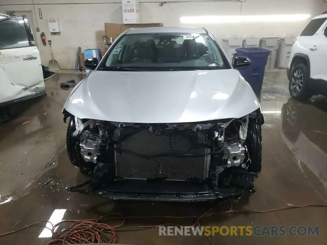 5 Photograph of a damaged car 4T1B11HK8KU290867 TOYOTA CAMRY 2019
