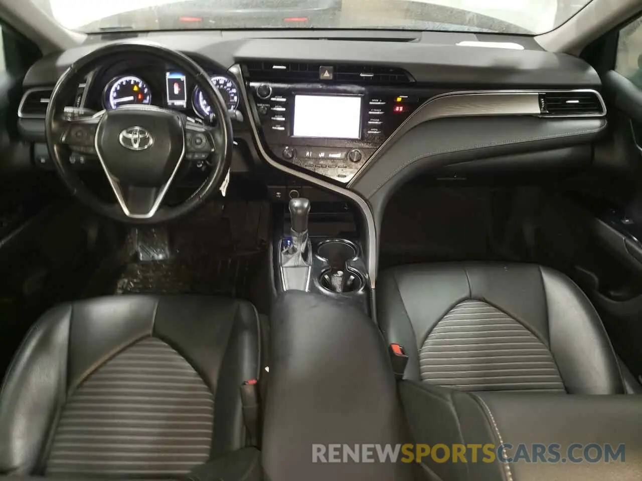 8 Photograph of a damaged car 4T1B11HK8KU290867 TOYOTA CAMRY 2019