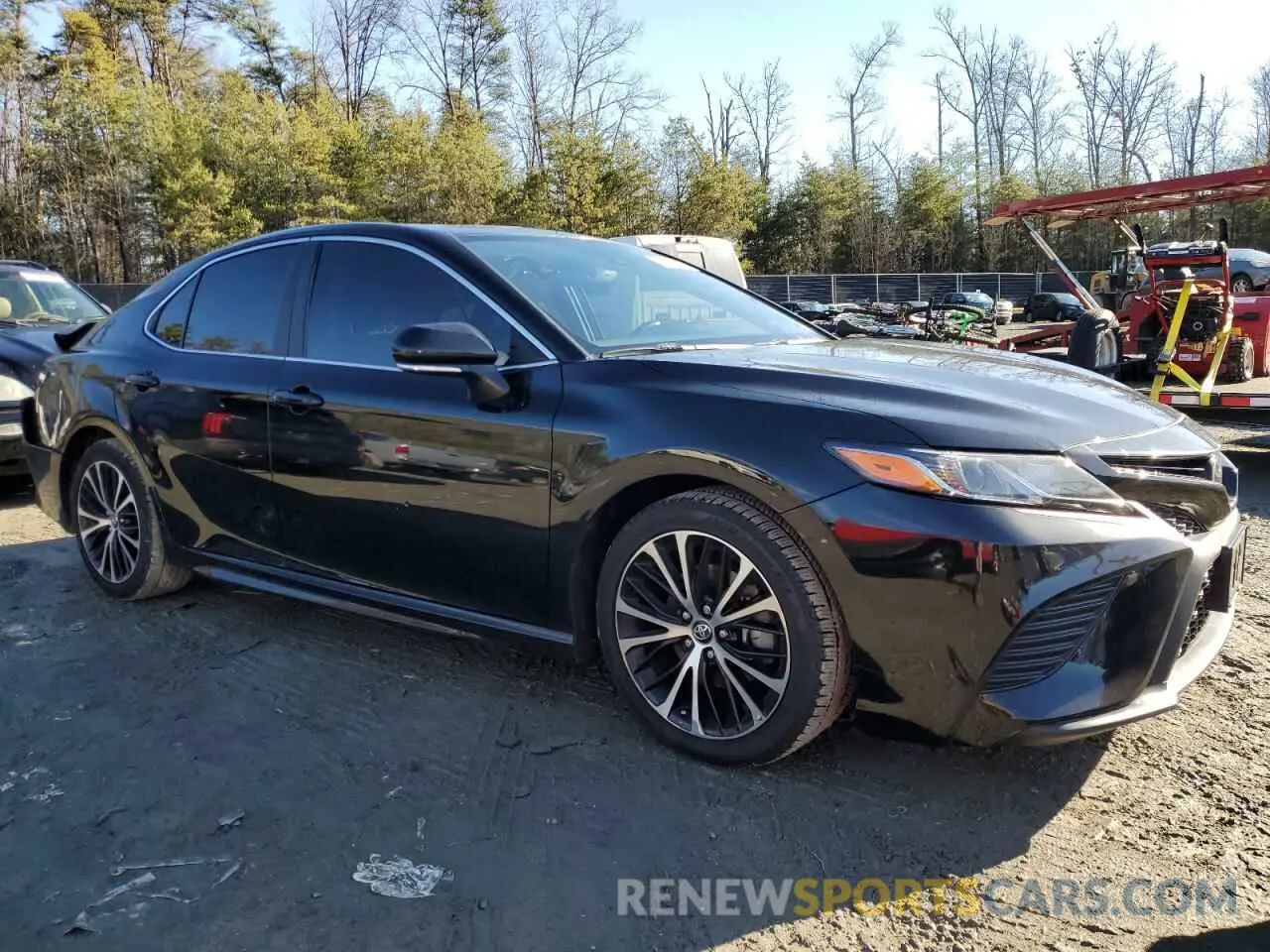 4 Photograph of a damaged car 4T1B11HK8KU679315 TOYOTA CAMRY 2019