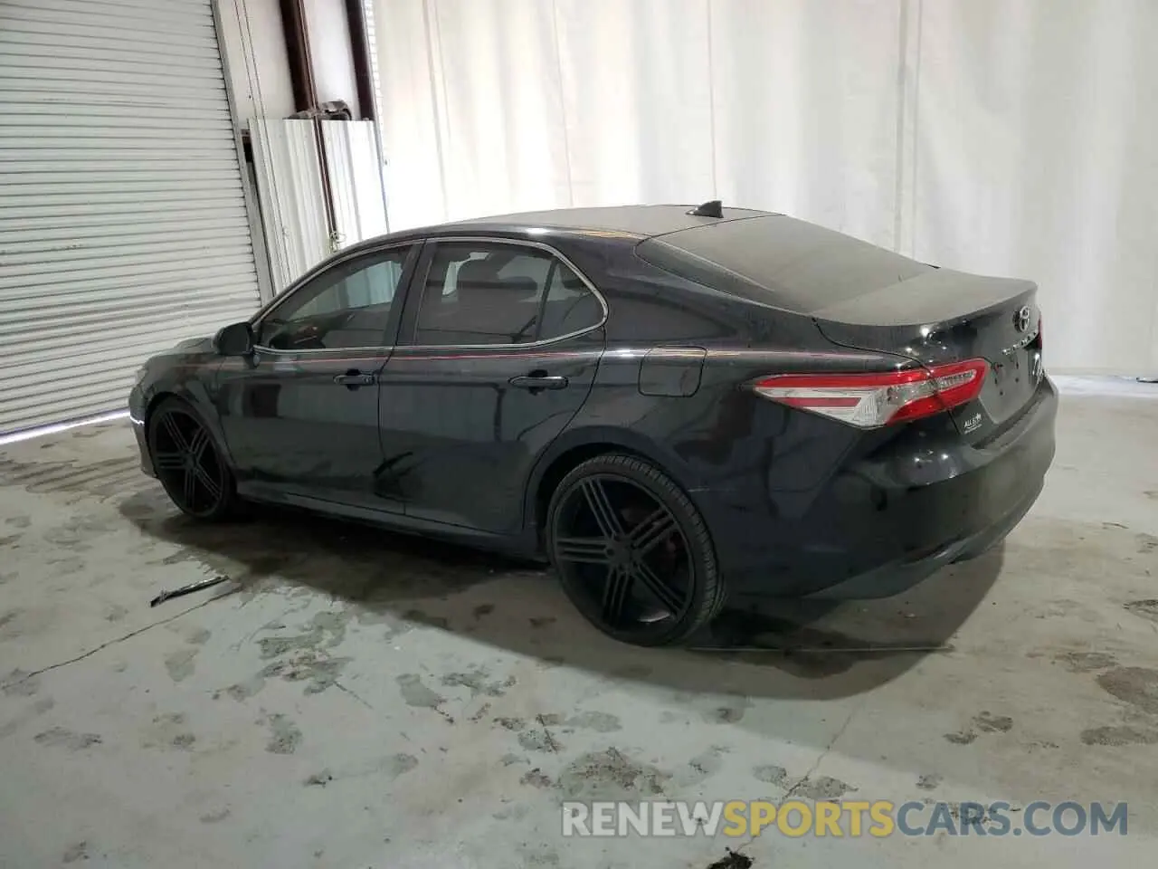 2 Photograph of a damaged car 4T1B11HK8KU682828 TOYOTA CAMRY 2019