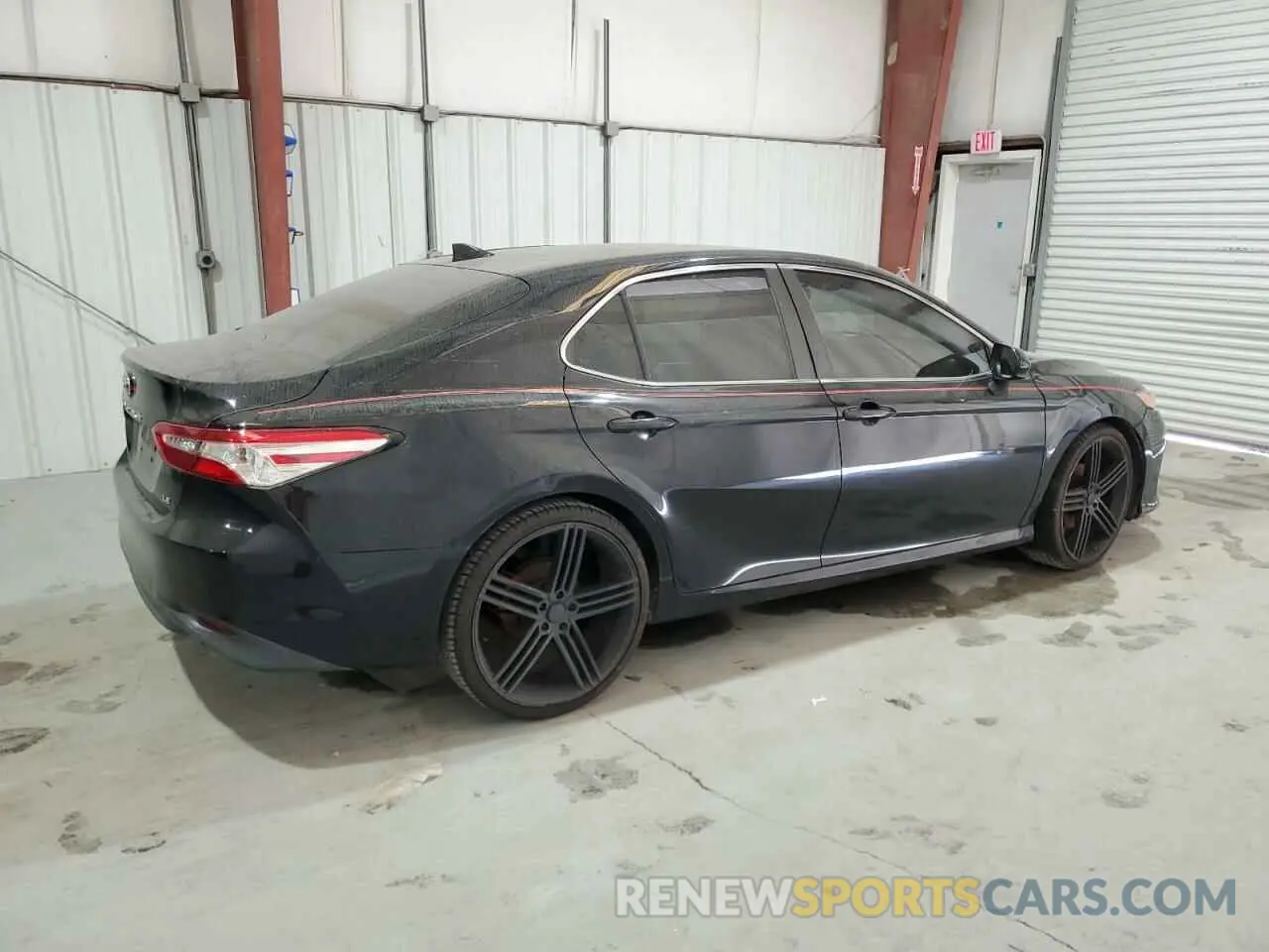 3 Photograph of a damaged car 4T1B11HK8KU682828 TOYOTA CAMRY 2019