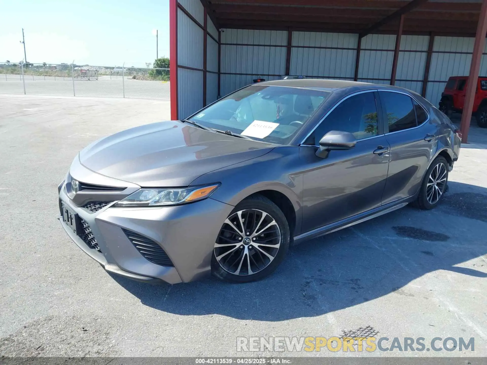 2 Photograph of a damaged car 4T1B11HK8KU695076 TOYOTA CAMRY 2019