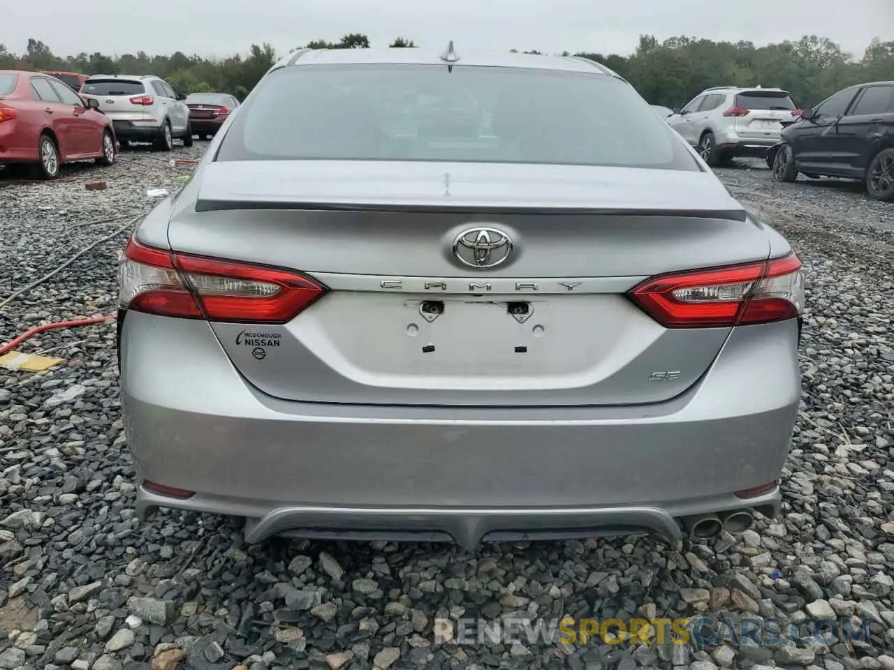 6 Фотография поврежденного автомобиля 4T1B11HK8KU697409 TOYOTA CAMRY 2019